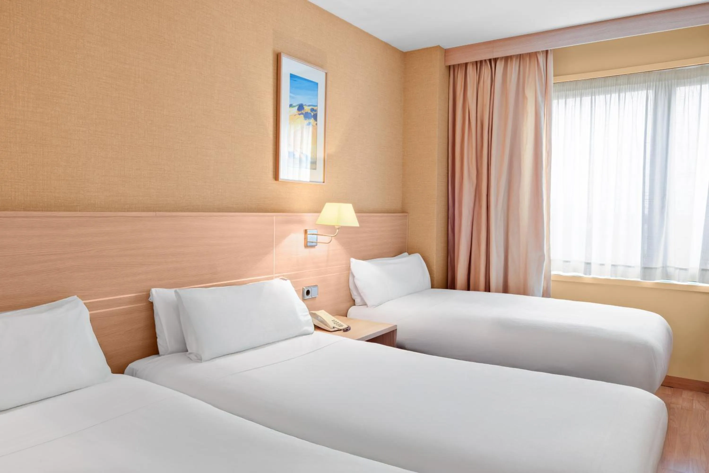 Bed in B&B HOTEL Tarragona Valls