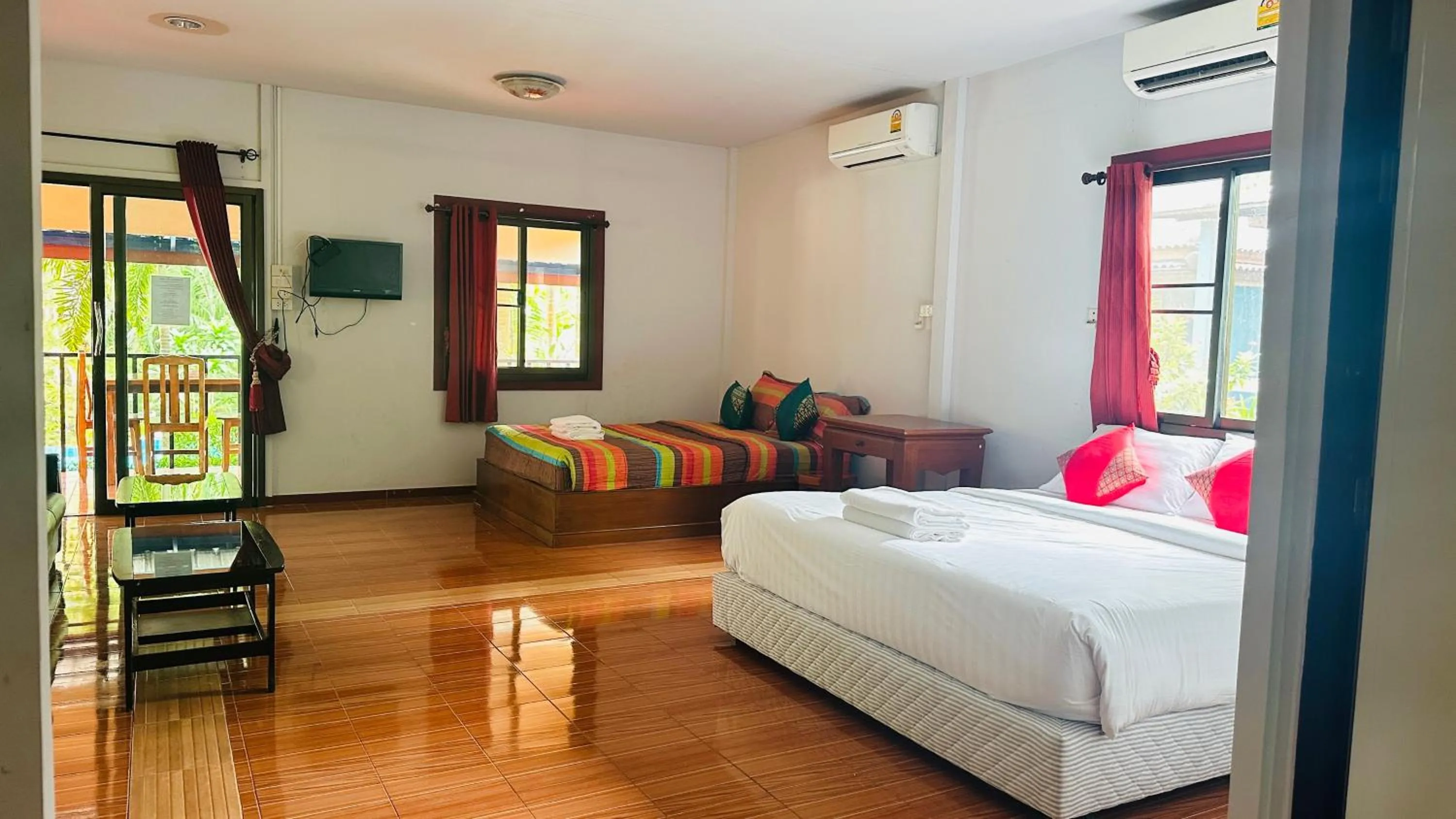 Palmthien Pool Villa Aonang