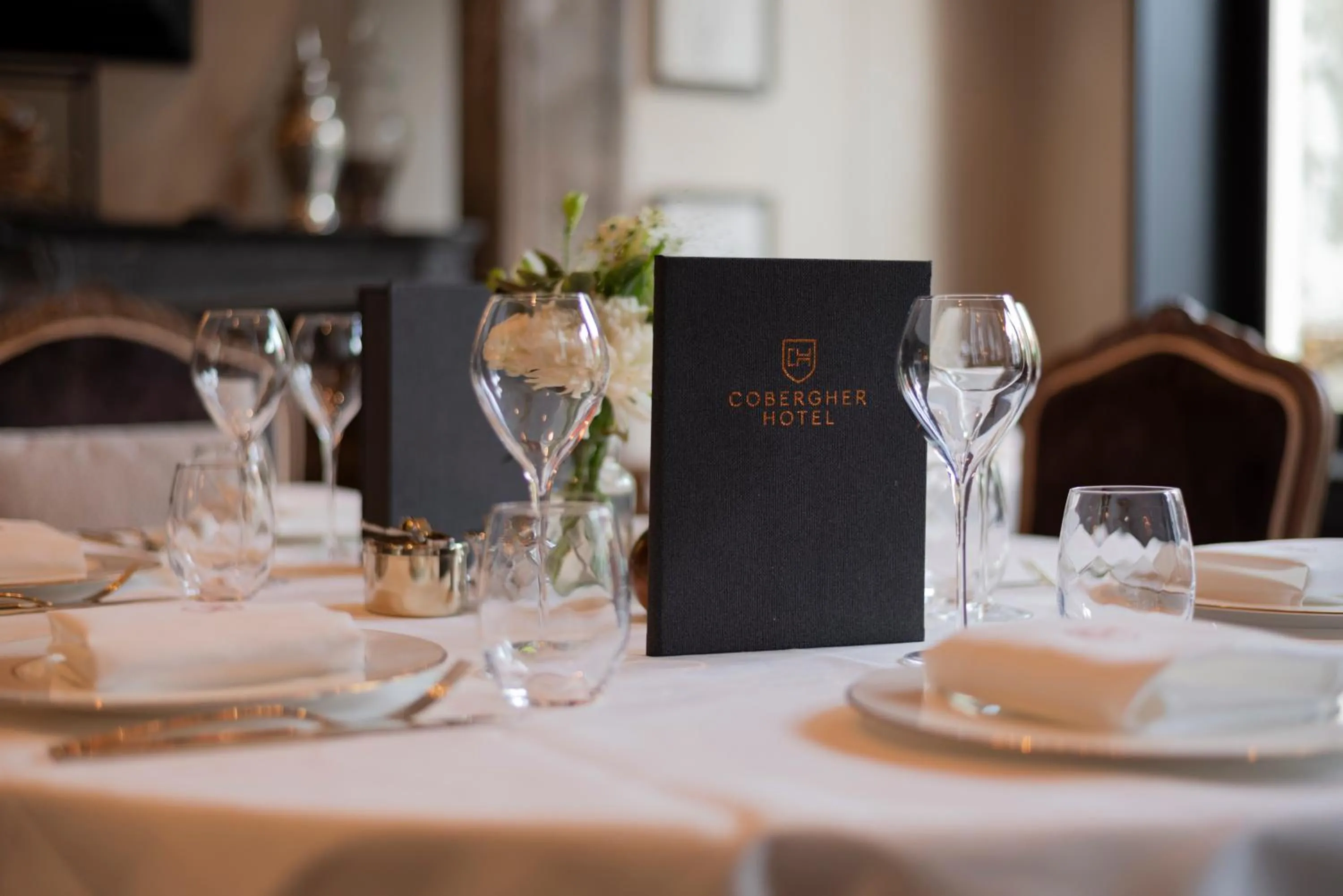Restaurant/places to eat in Cobergher Hotel