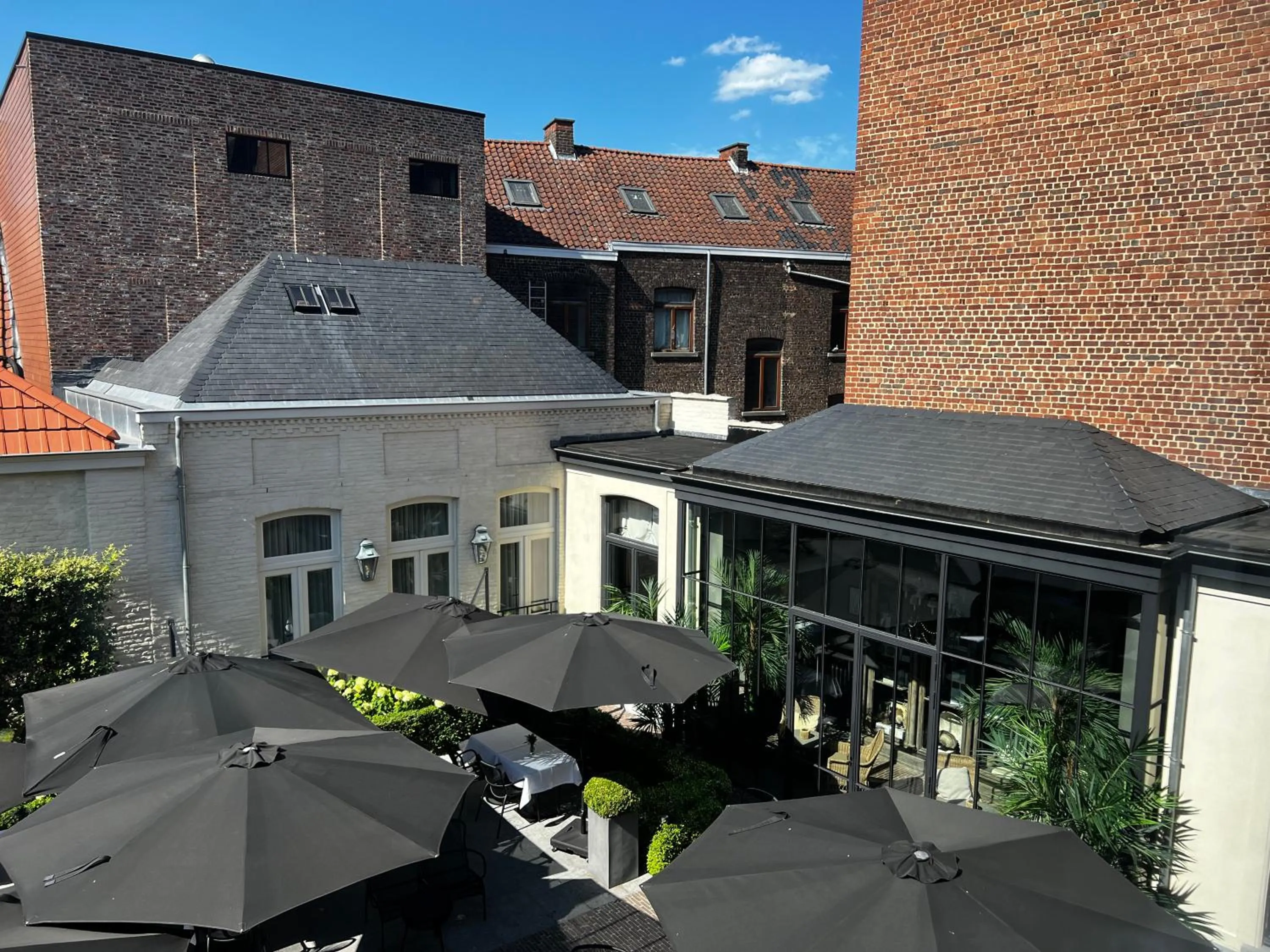 Quiet street view in Cobergher Hotel