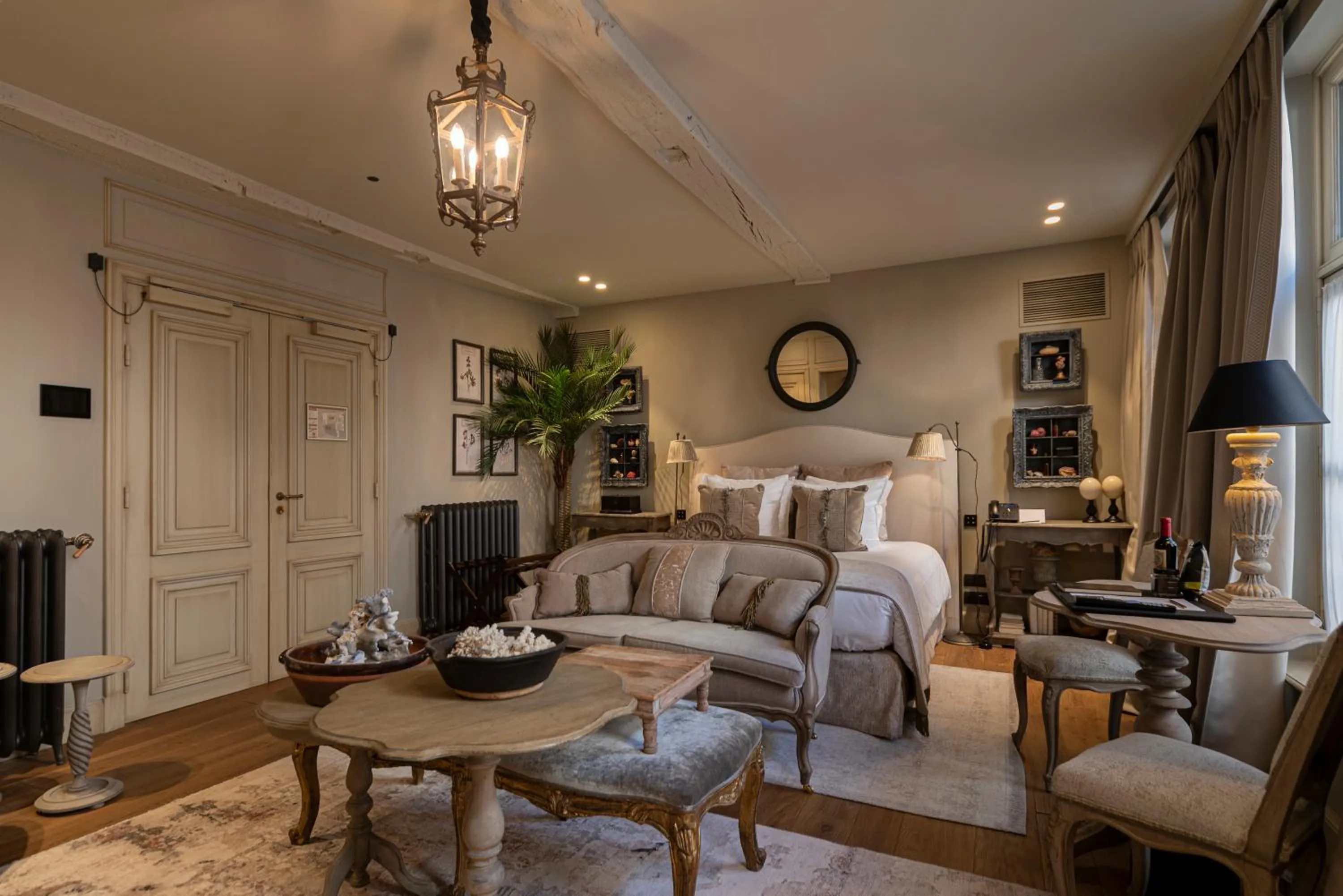 Living room in Cobergher Hotel