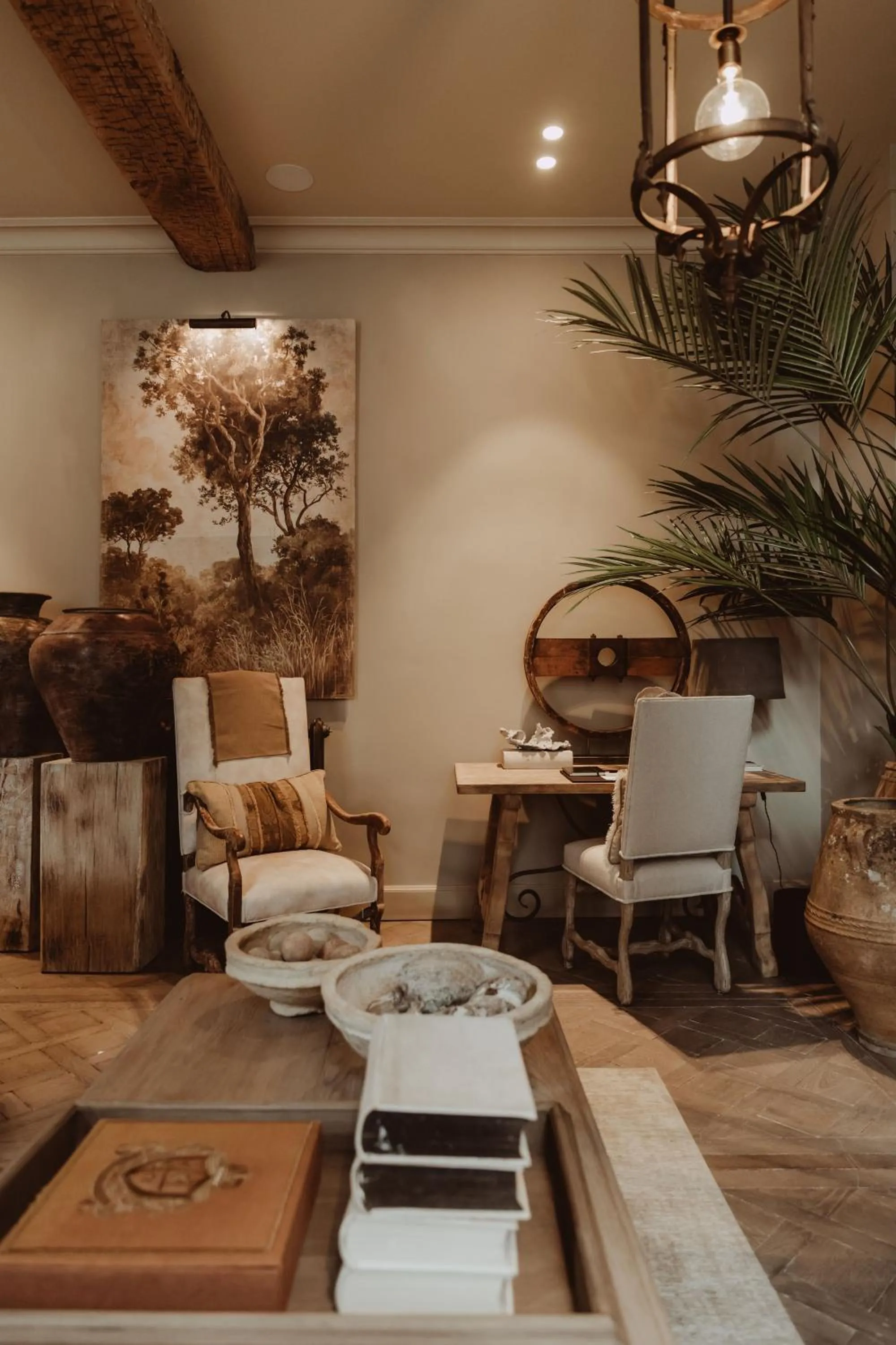 Seating area in Cobergher Hotel