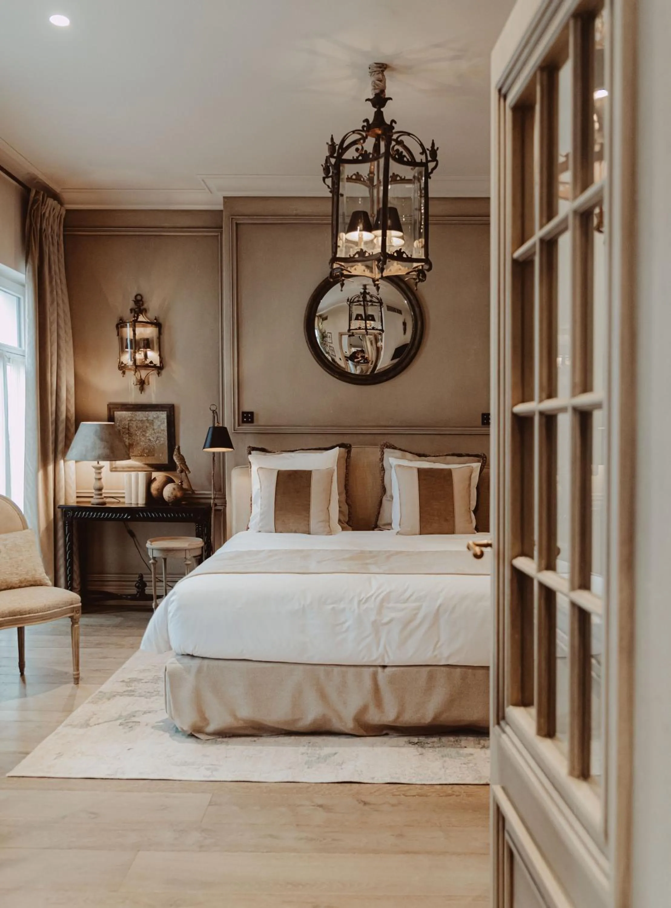 Bed in Cobergher Hotel