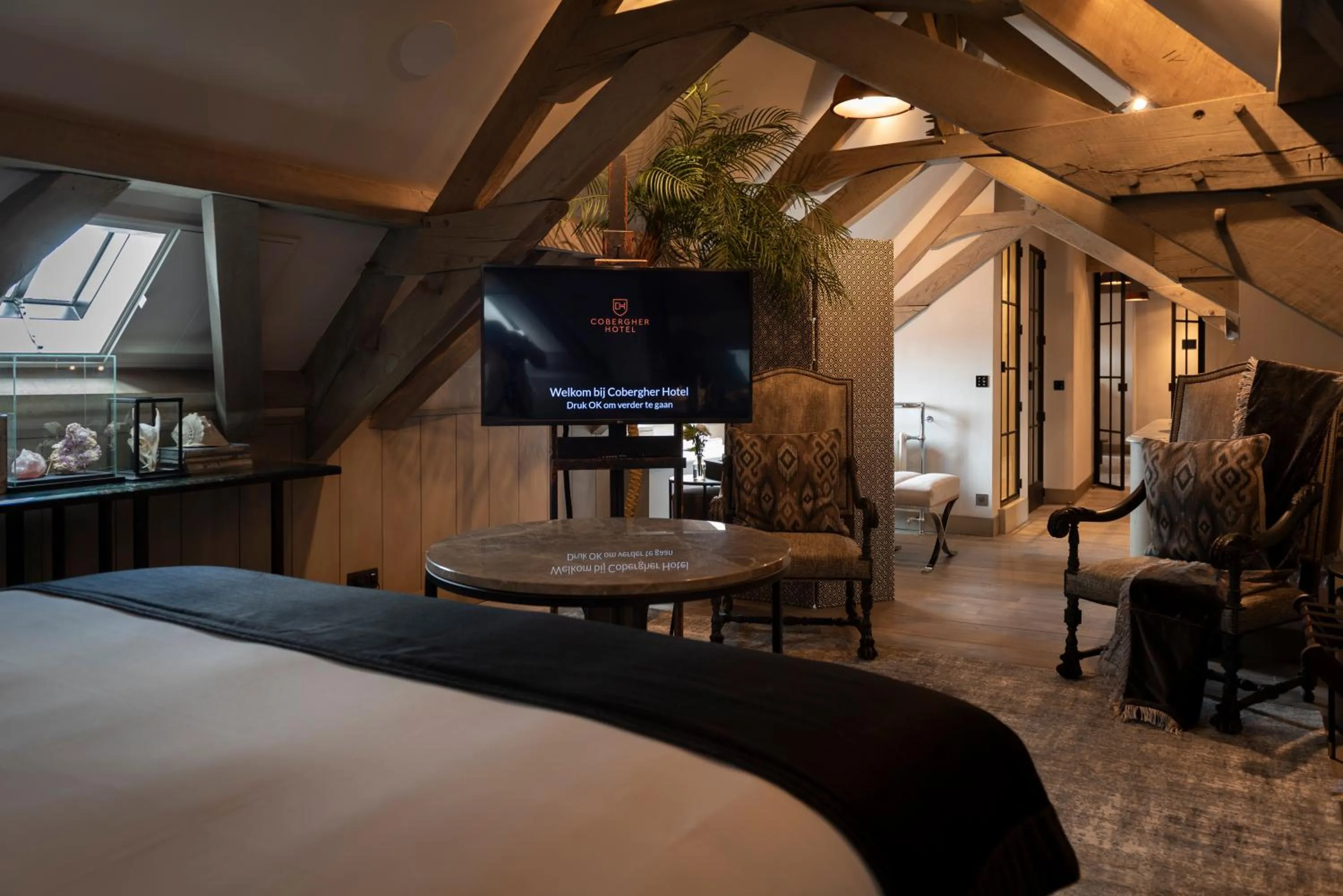 Bedroom, Bed in Cobergher Hotel
