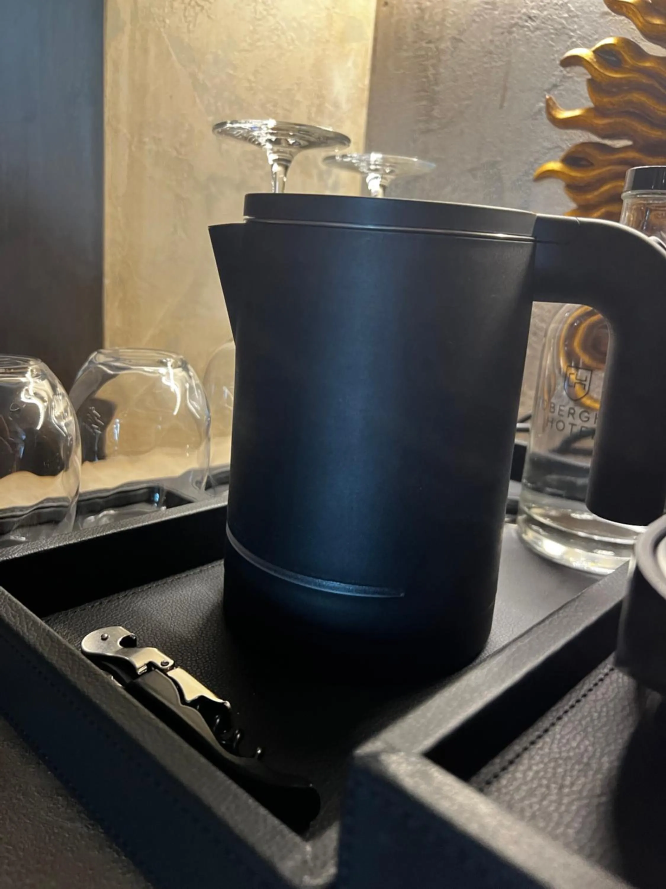 Coffee/tea facilities in Cobergher Hotel