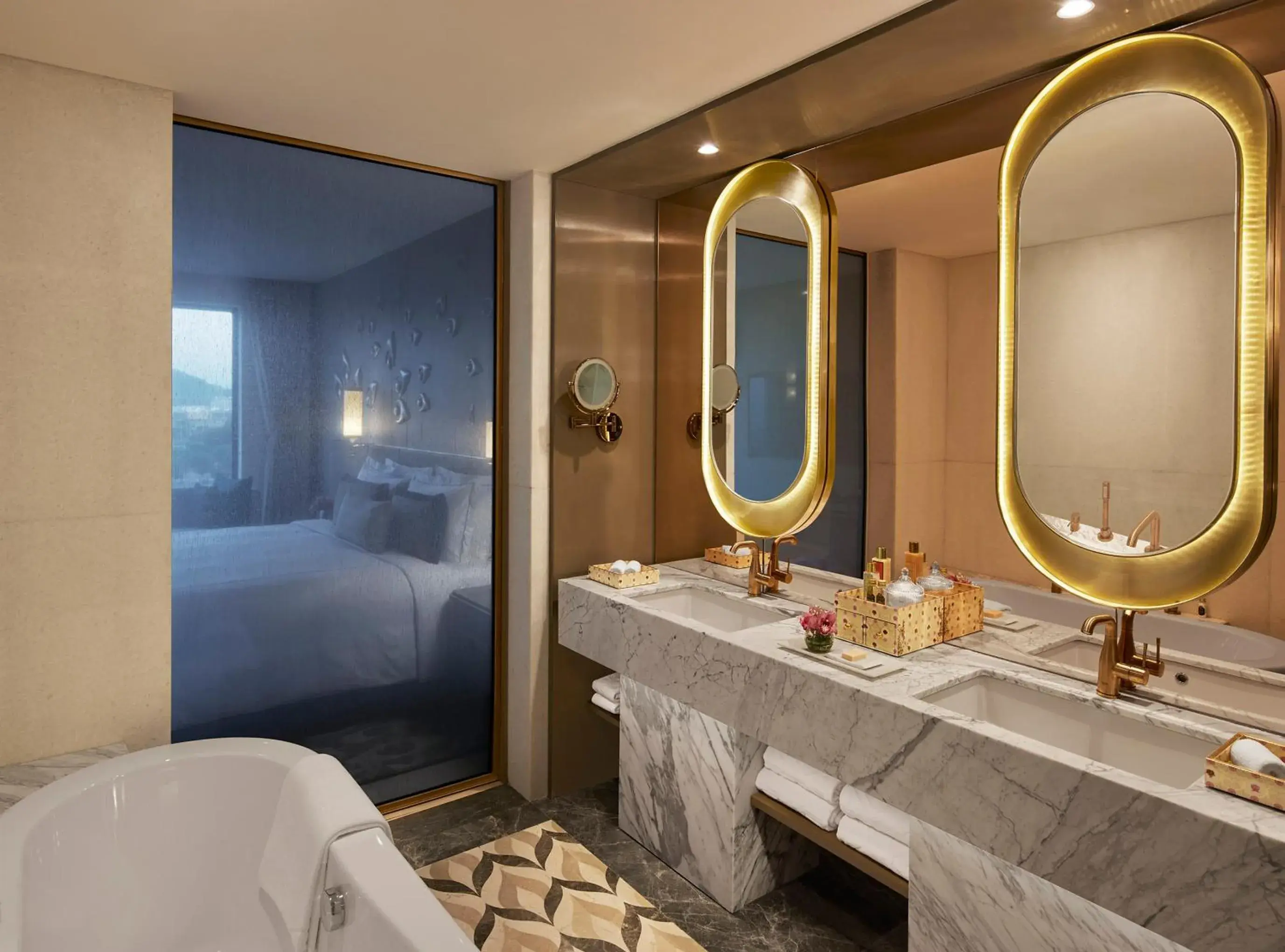 Bathroom in Taj Amer, Jaipur Bathroom in Taj Amer, Jaipur