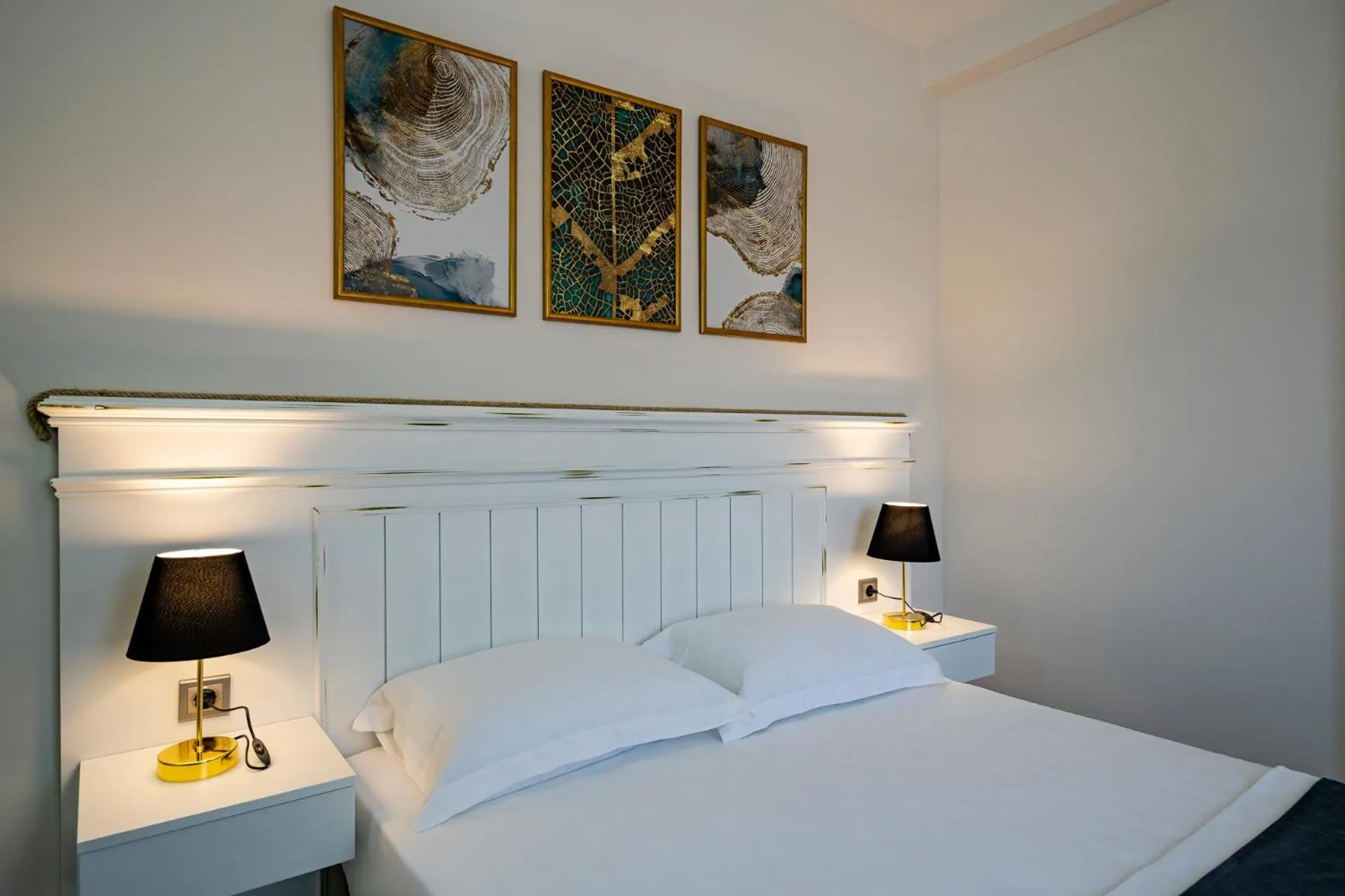 Bed in ELUXİO SUİTE HOTEL