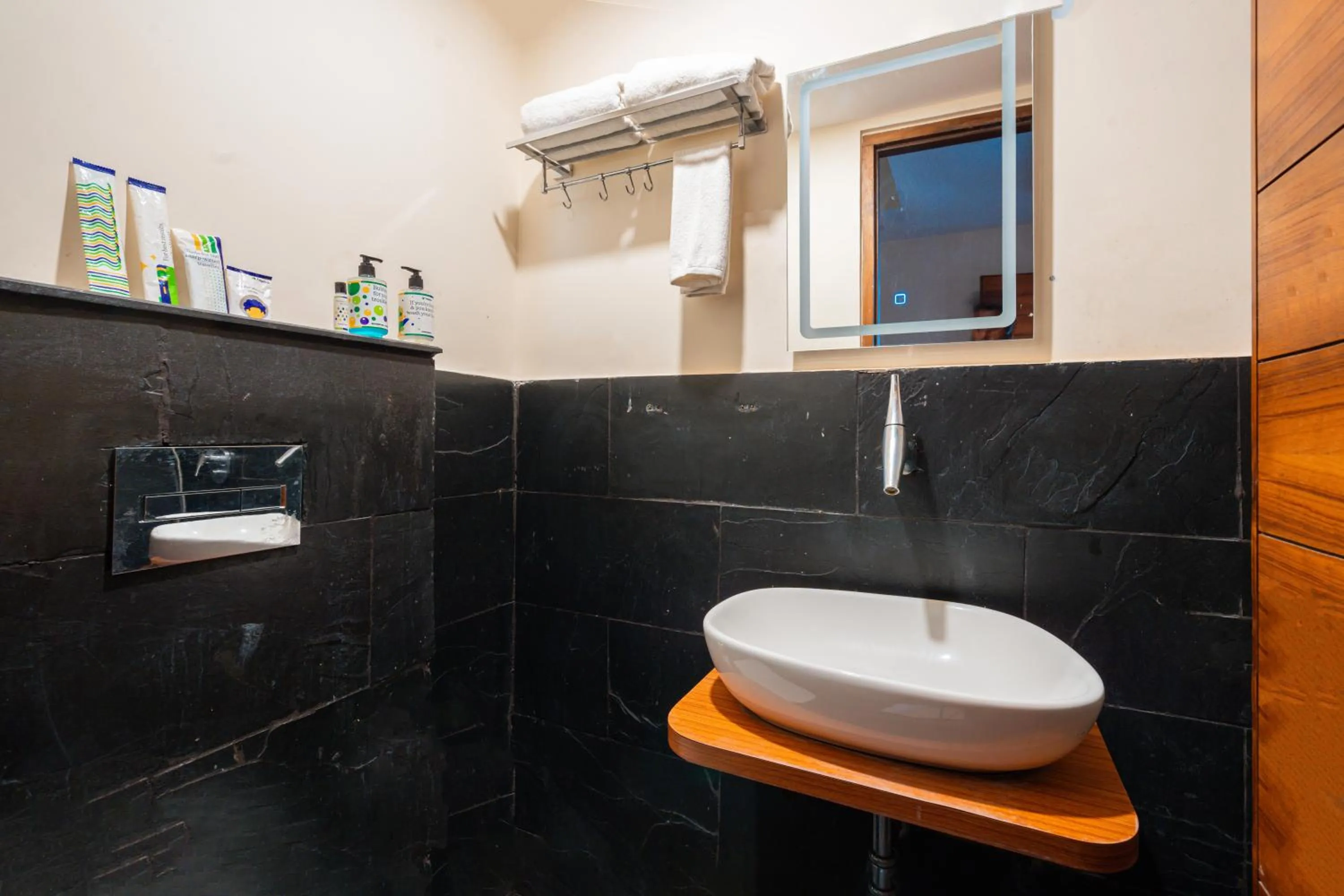 Bathroom in Treebo Premium The Memoir, Ramdaspeth