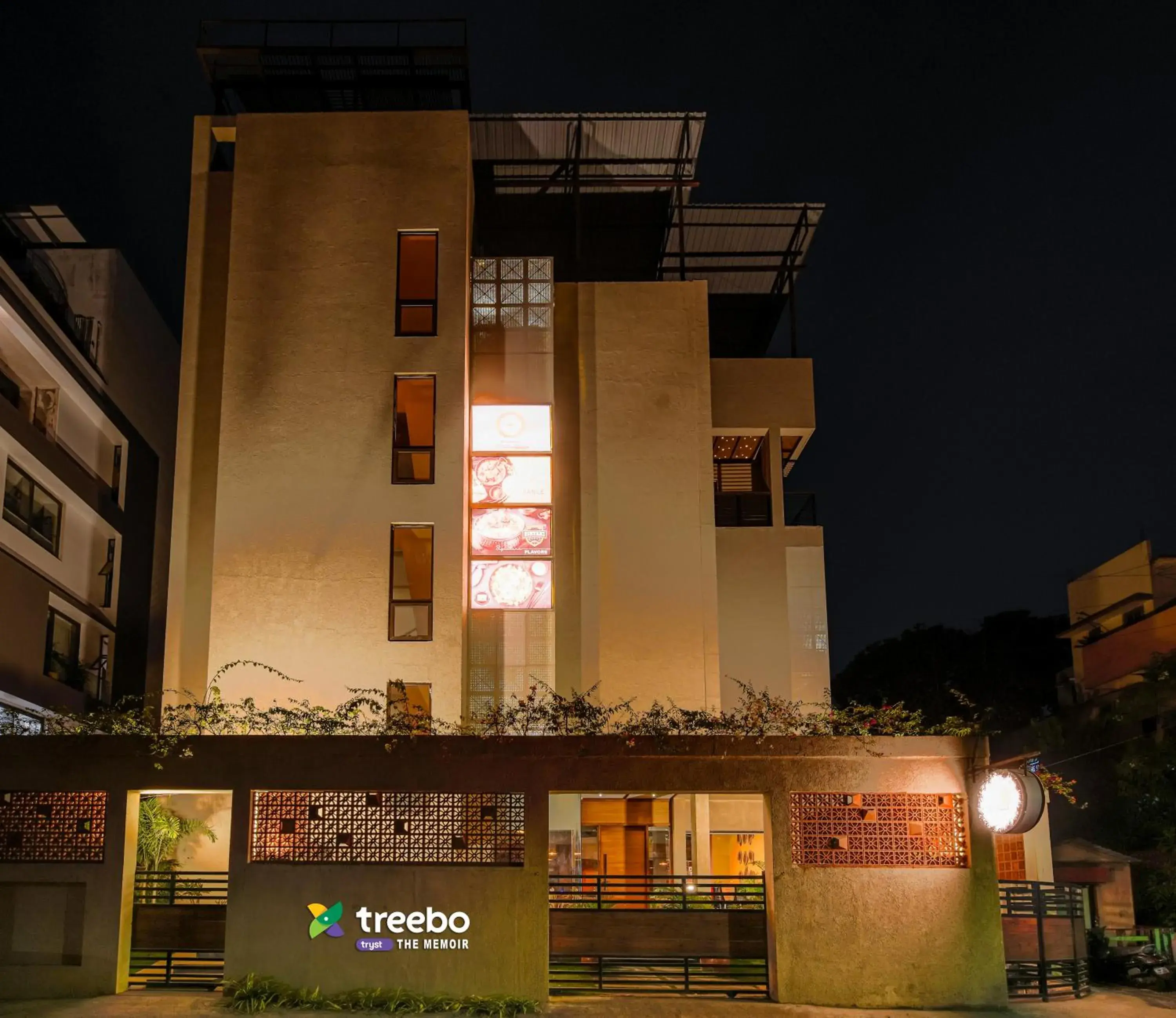 Facade/entrance in Treebo Premium The Memoir, Ramdaspeth Facade/entrance in Treebo Premium The Memoir, Ramdaspeth