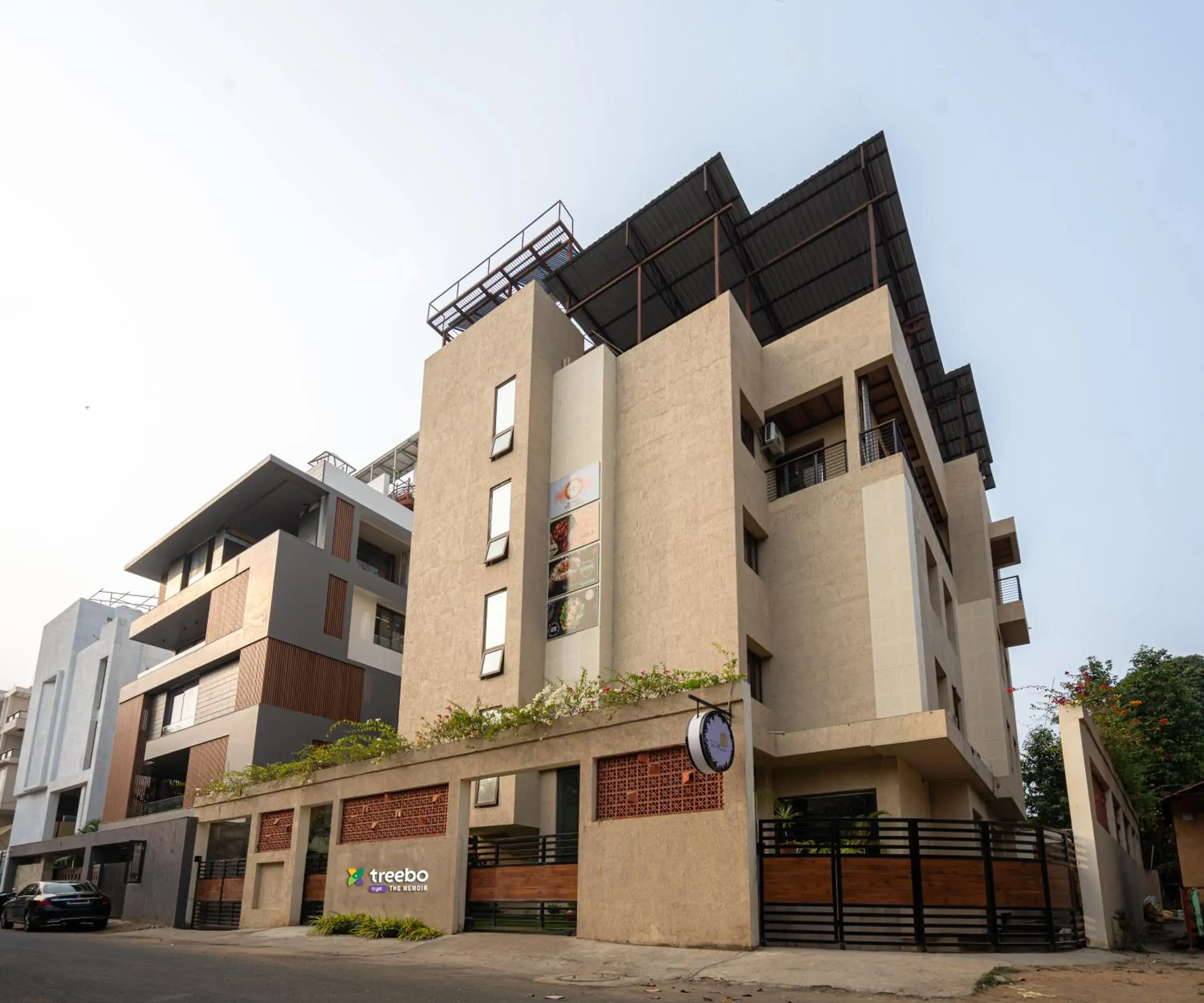 Facade/entrance in Treebo Premium The Memoir, Ramdaspeth Facade/entrance in Treebo Premium The Memoir, Ramdaspeth