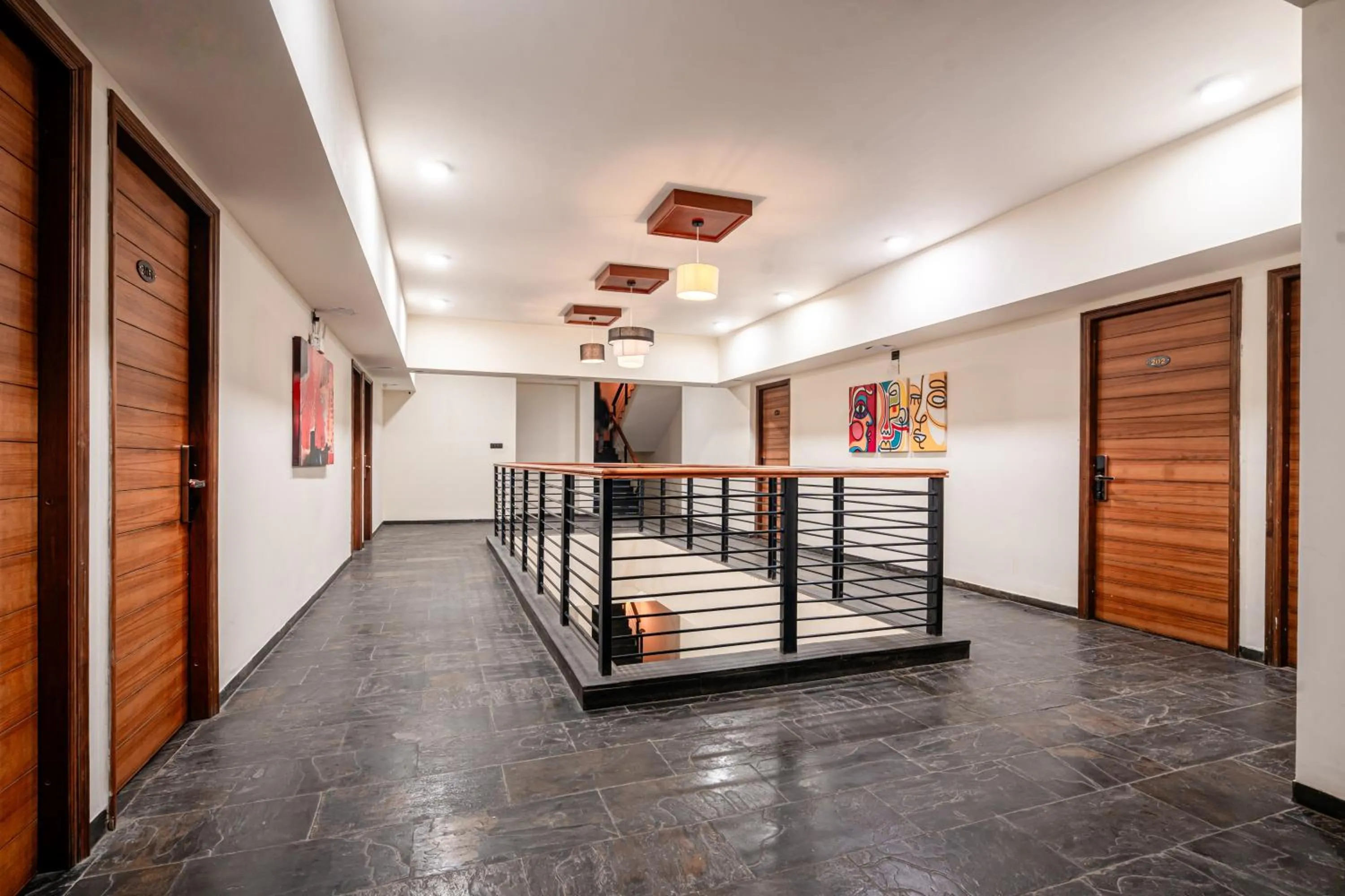 Lobby or reception in Treebo Premium The Memoir, Ramdaspeth