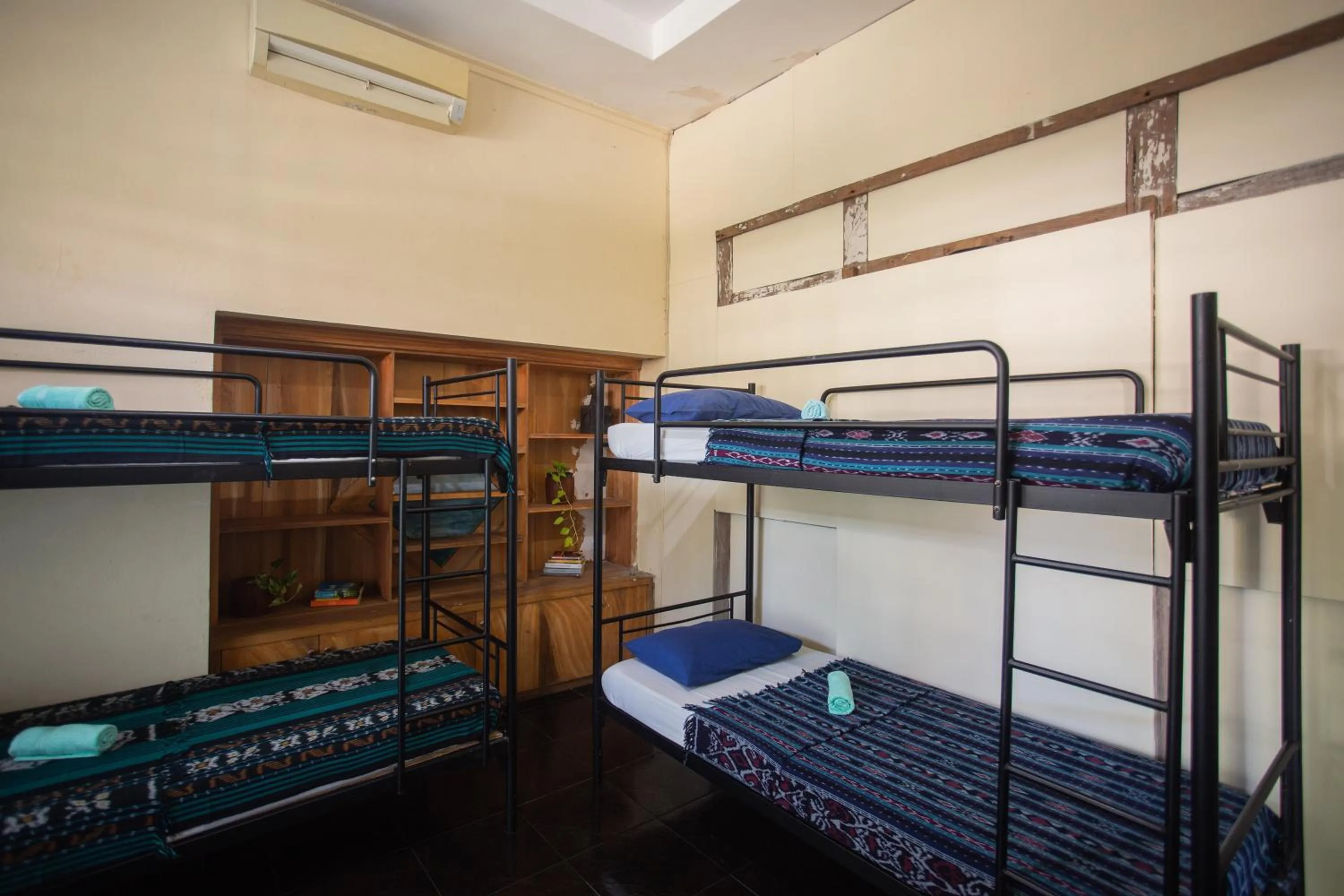 bunk bed, Bed in Rumah Kalpataru