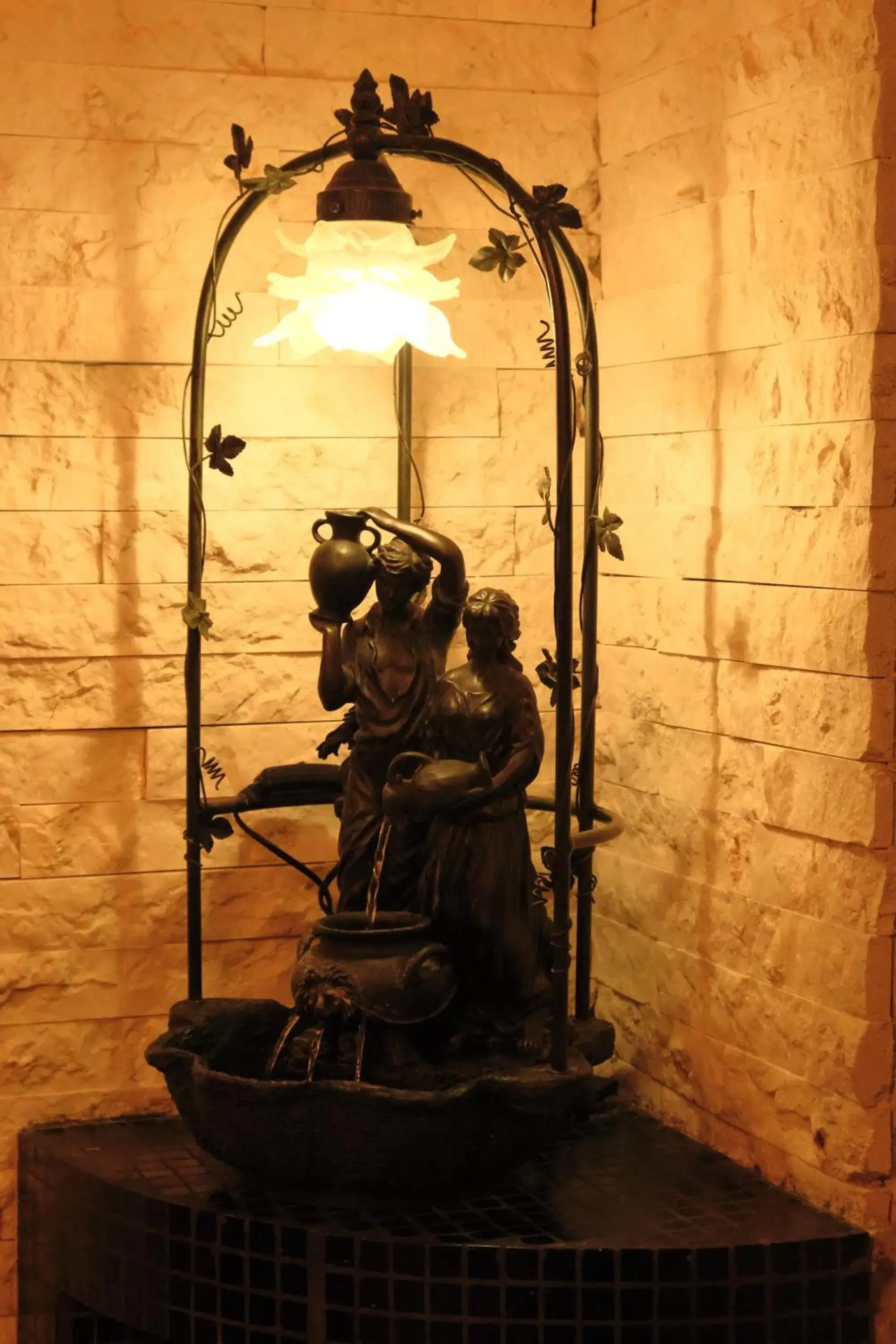 Property building in Gori Inn Property building in Gori Inn