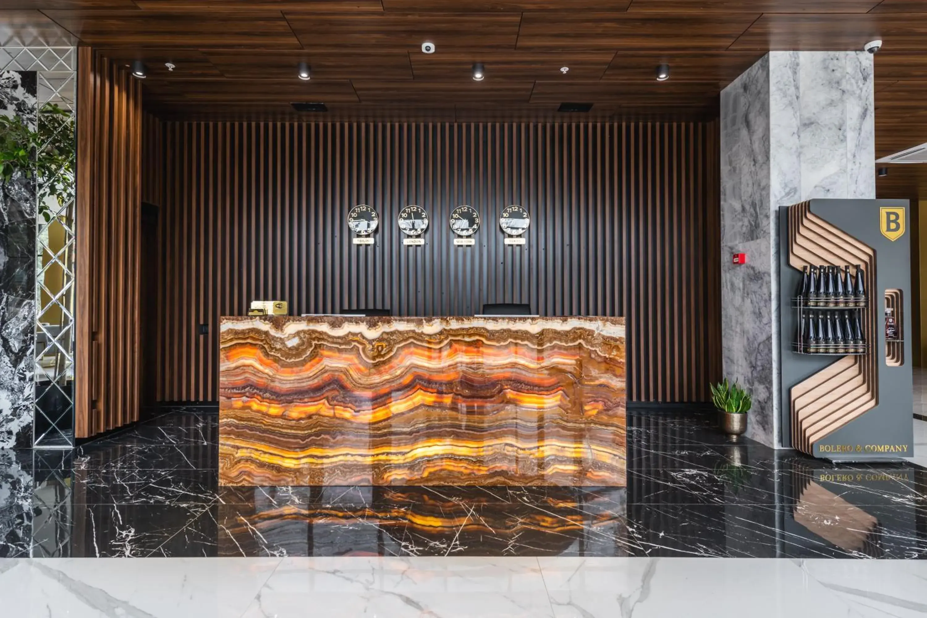 Facade/entrance in Gori Inn Facade/entrance in Gori Inn