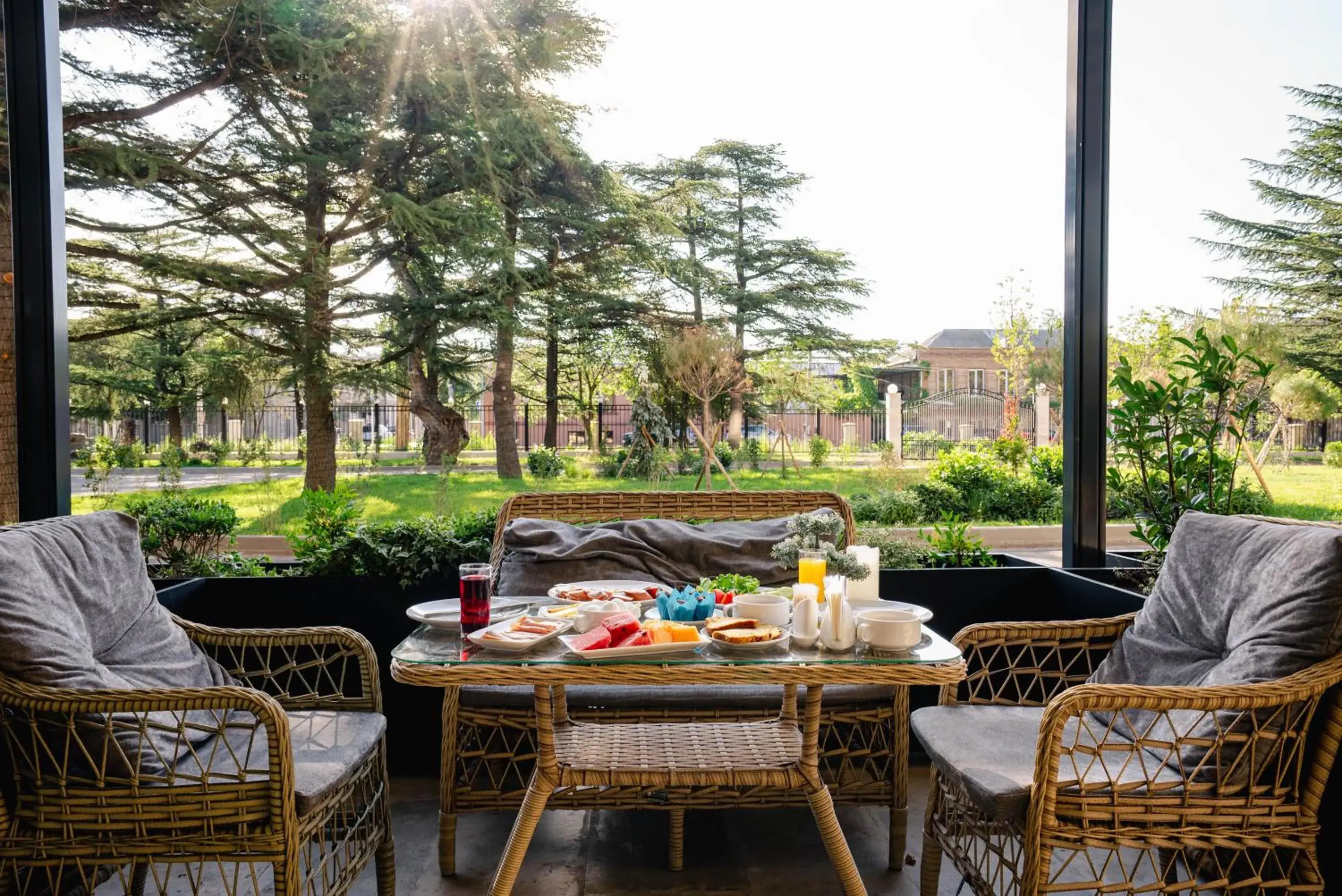 Restaurant/places to eat in Gori Inn Restaurant/places to eat in Gori Inn