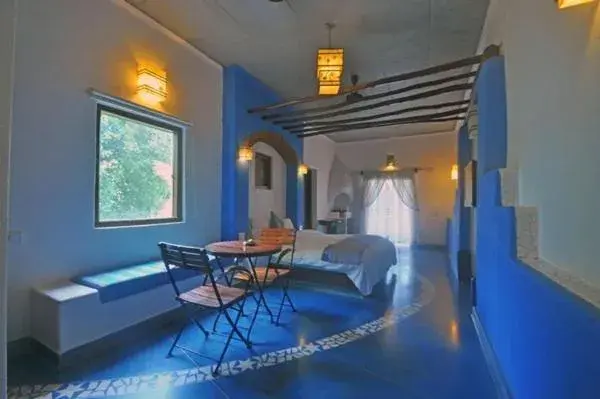 MYKONOS BLU MYKONOS BLU