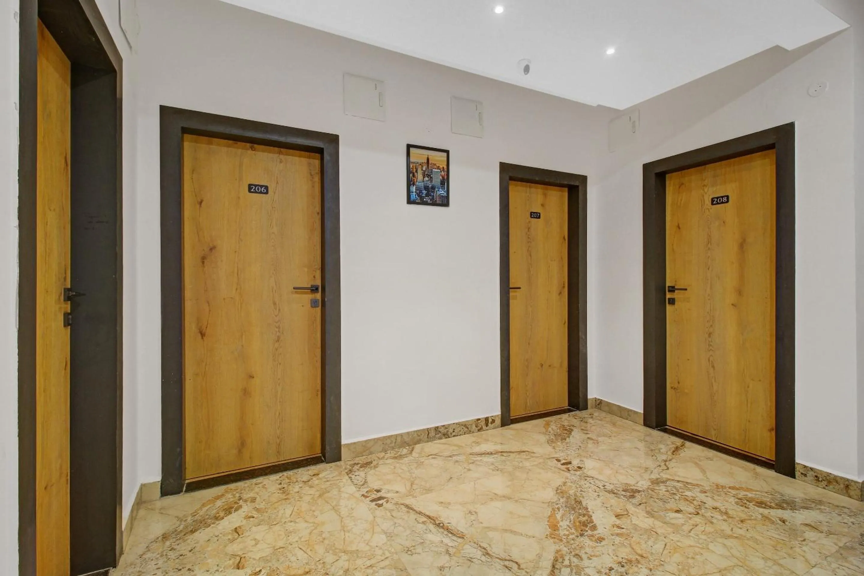 Lobby or reception in Super Townhouse OAK Hitec City Near Image Hospital