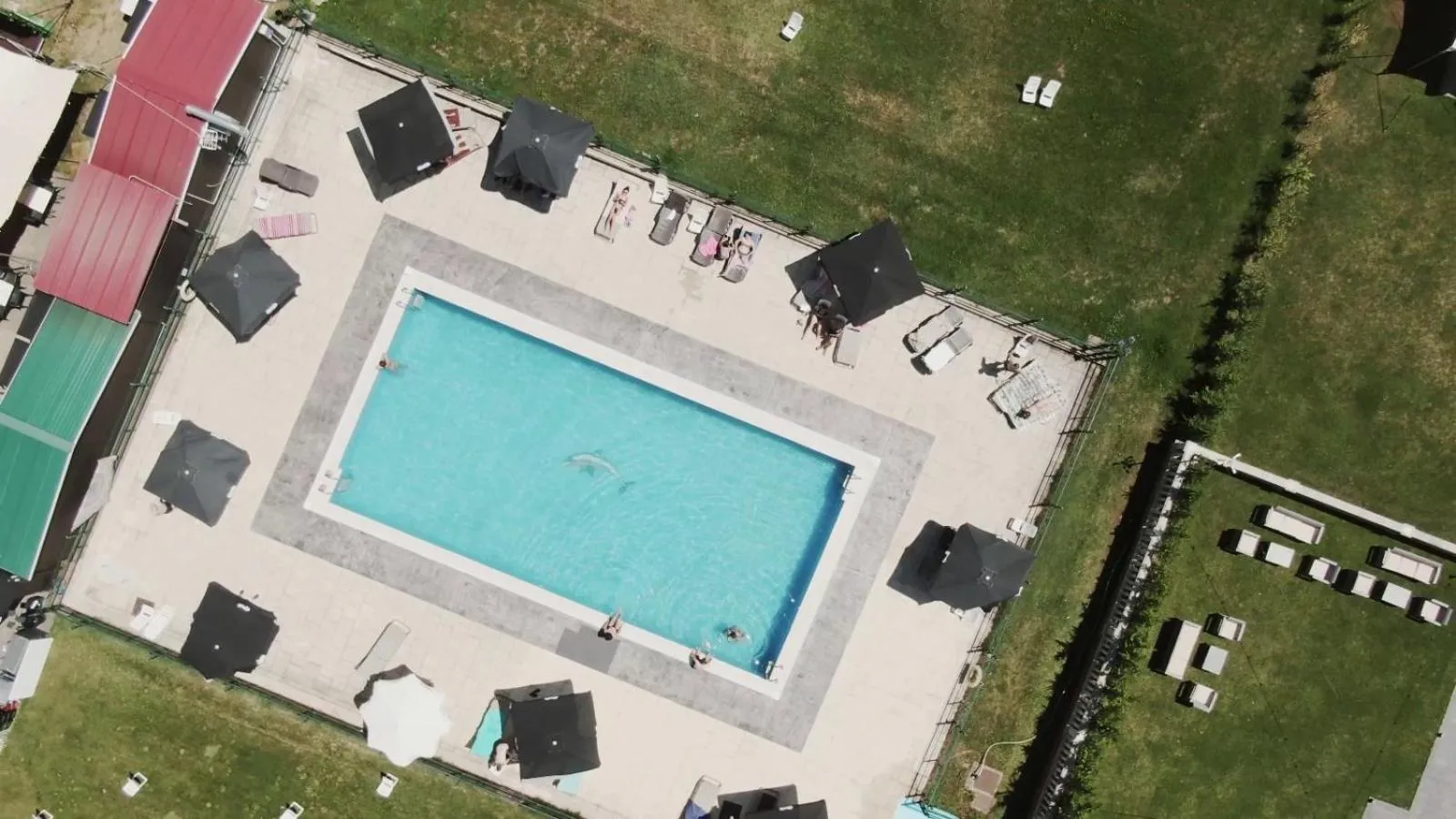 Swimming pool in ARVA Santiago León