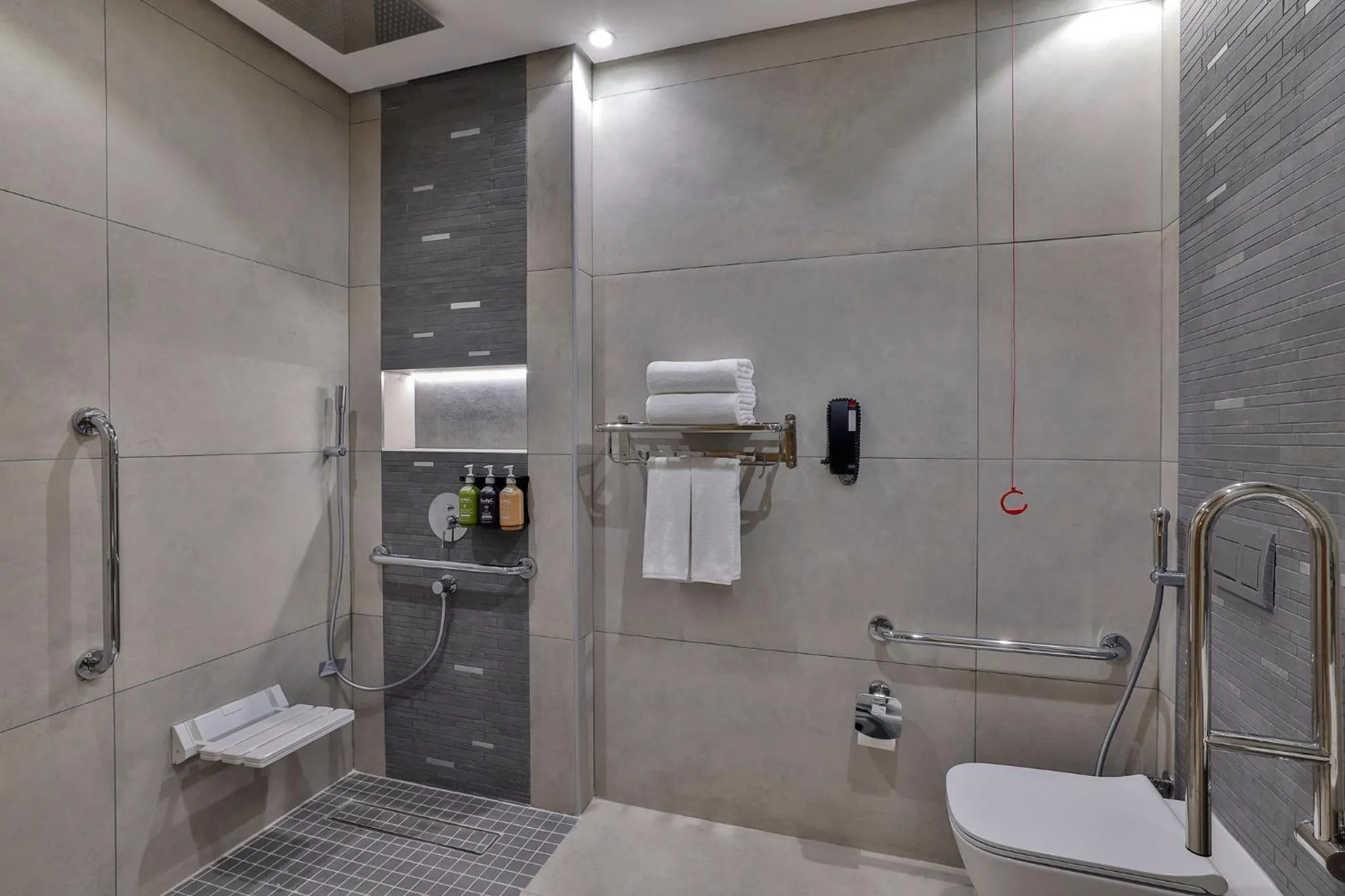 Bathroom in Holiday Inn & Suites - Al Khobar by IHG