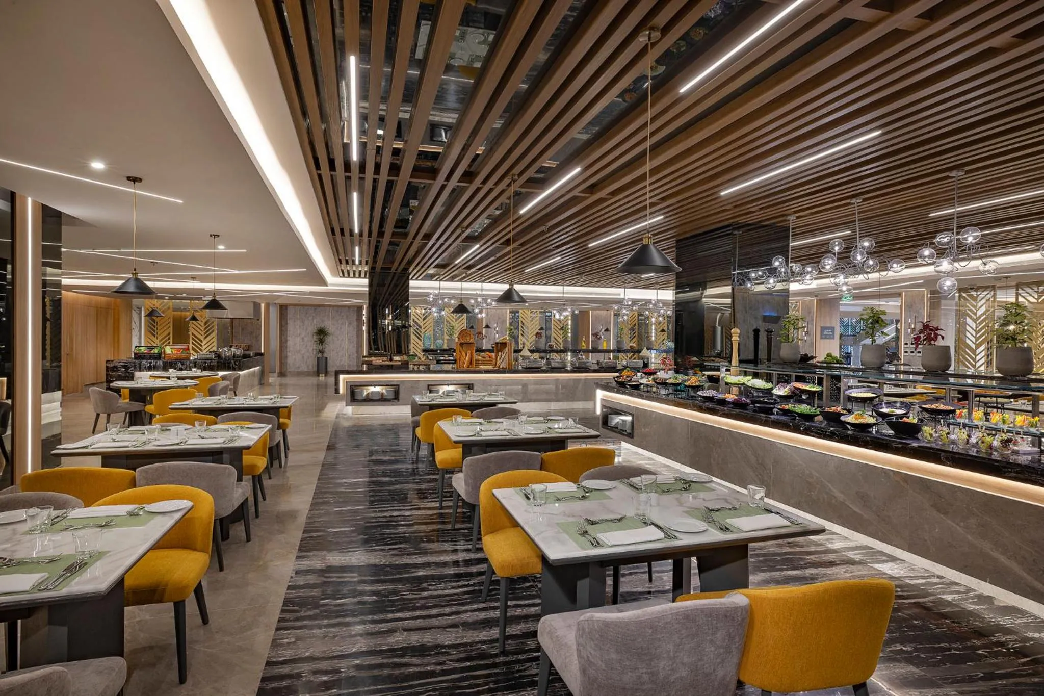 Restaurant/places to eat in Holiday Inn & Suites - Al Khobar by IHG