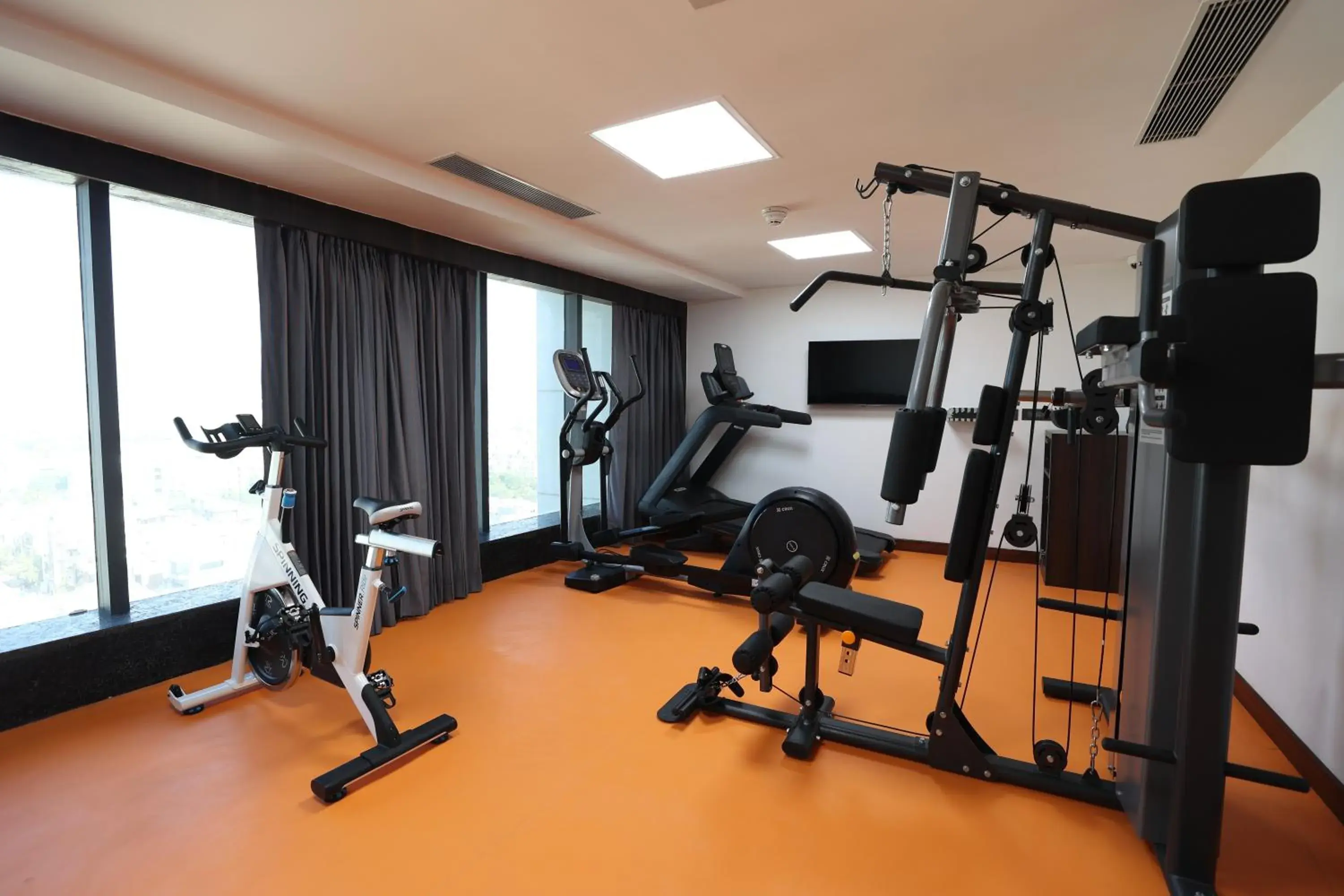Fitness centre/facilities in Holiday Inn Express & Suites Jaipur Gopalpura by IHG Fitness centre/facilities in Holiday Inn Express & Suites Jaipur Gopalpura by IHG