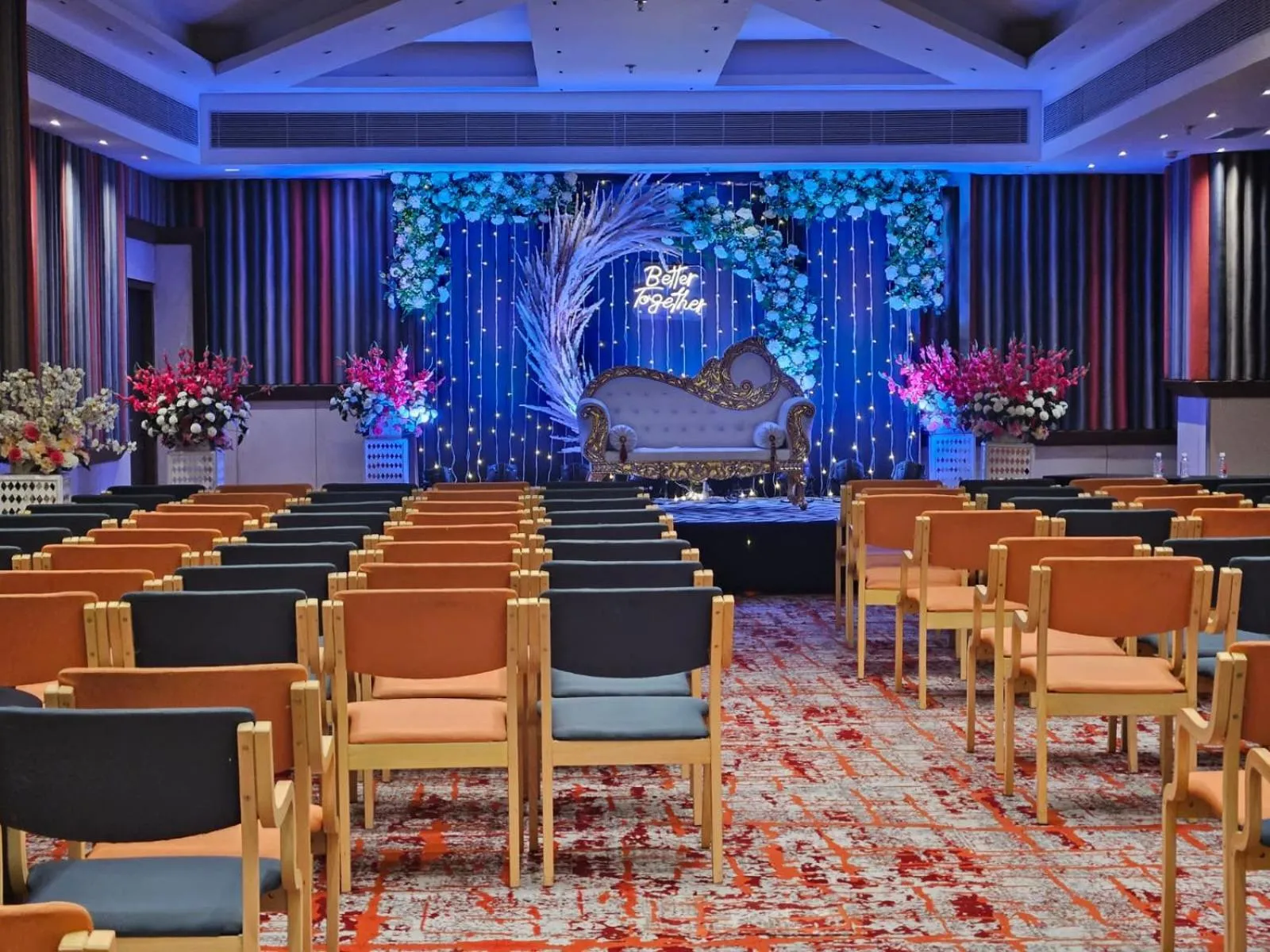 wedding in Holiday Inn Express & Suites Jaipur Gopalpura by IHG