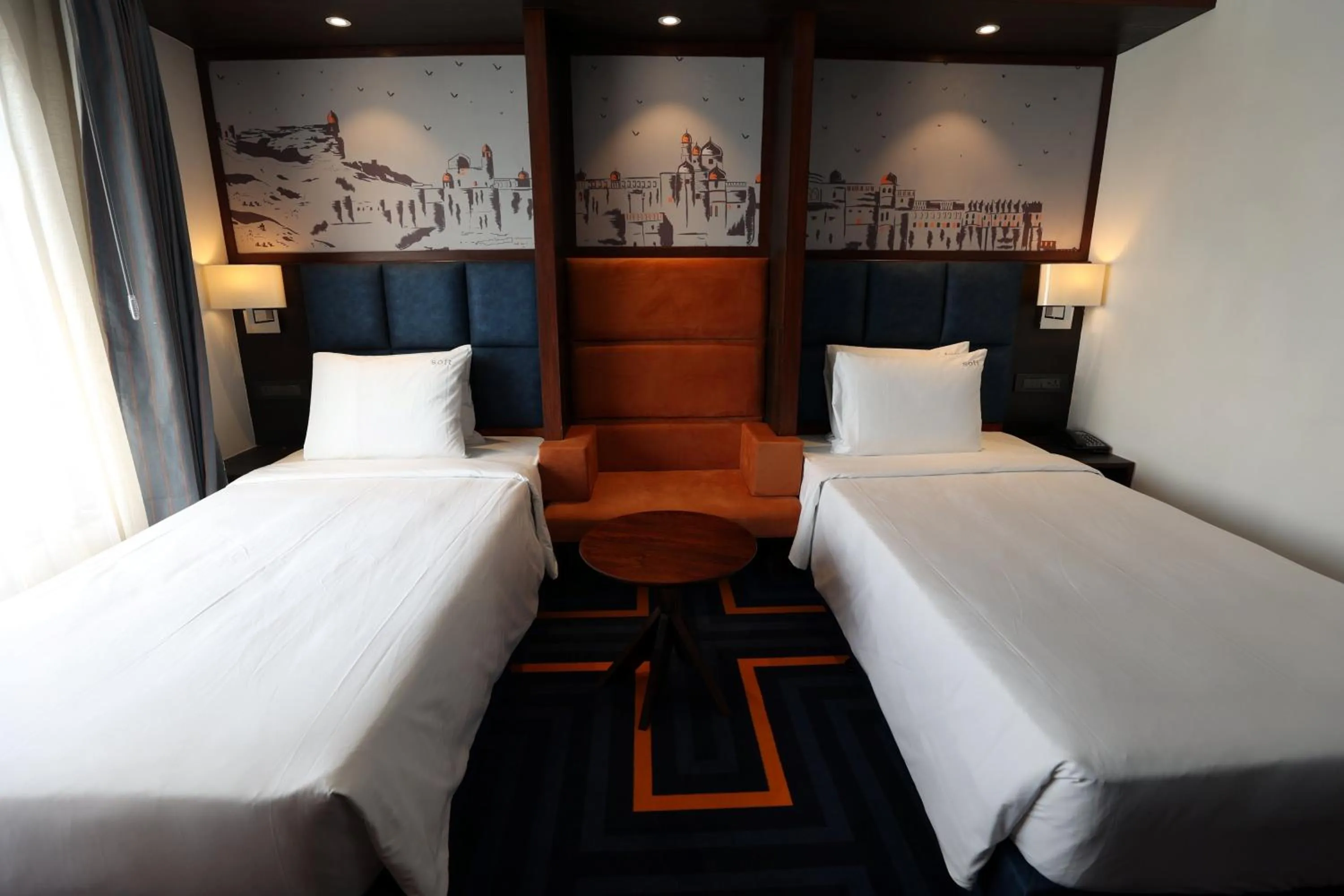 Photo of the whole room, Bed in Holiday Inn Express & Suites Jaipur Gopalpura by IHG