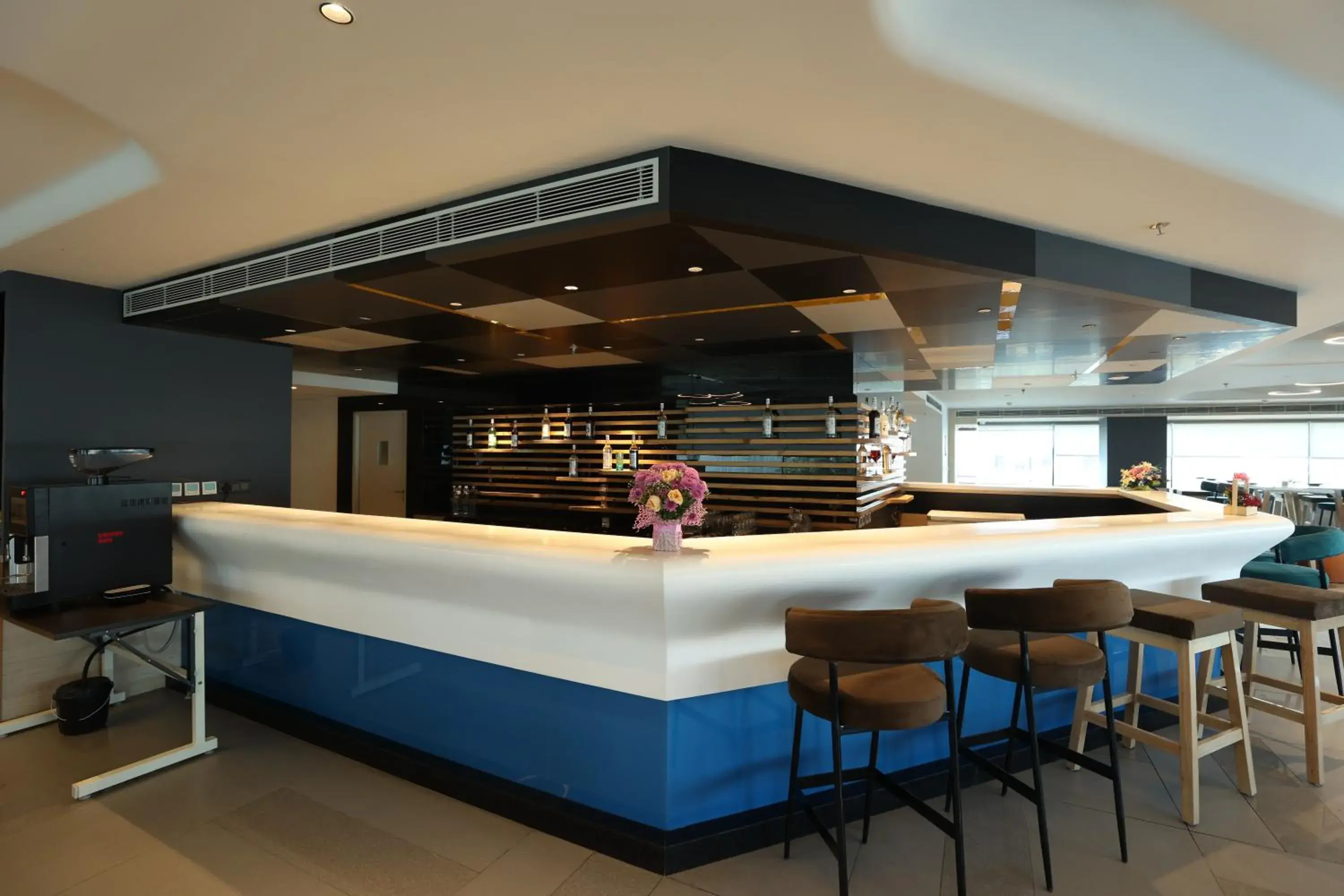 Restaurant/places to eat in Holiday Inn Express & Suites Jaipur Gopalpura by IHG Restaurant/places to eat in Holiday Inn Express & Suites Jaipur Gopalpura by IHG