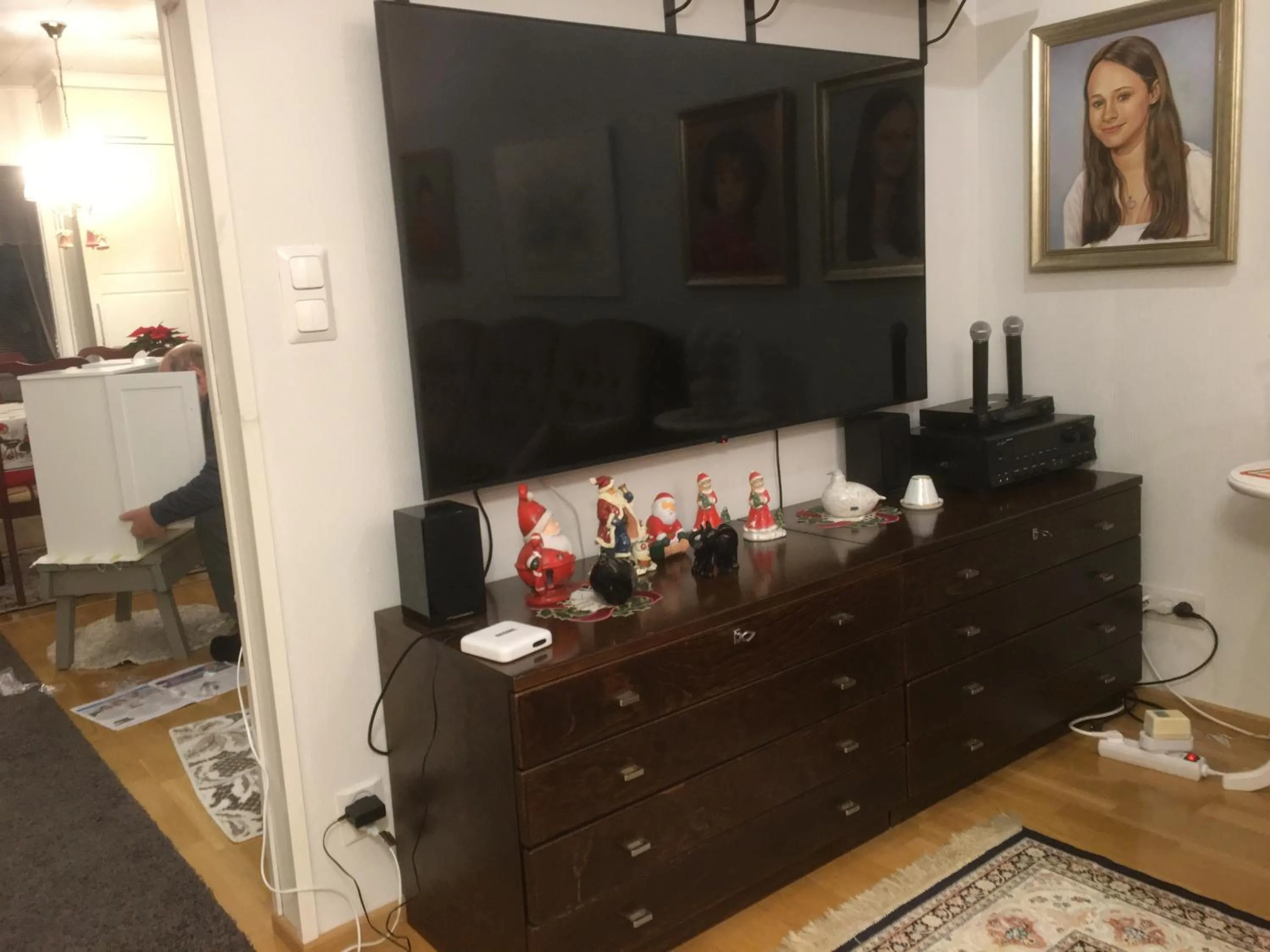 TV and multimedia in Aurora- Center 2