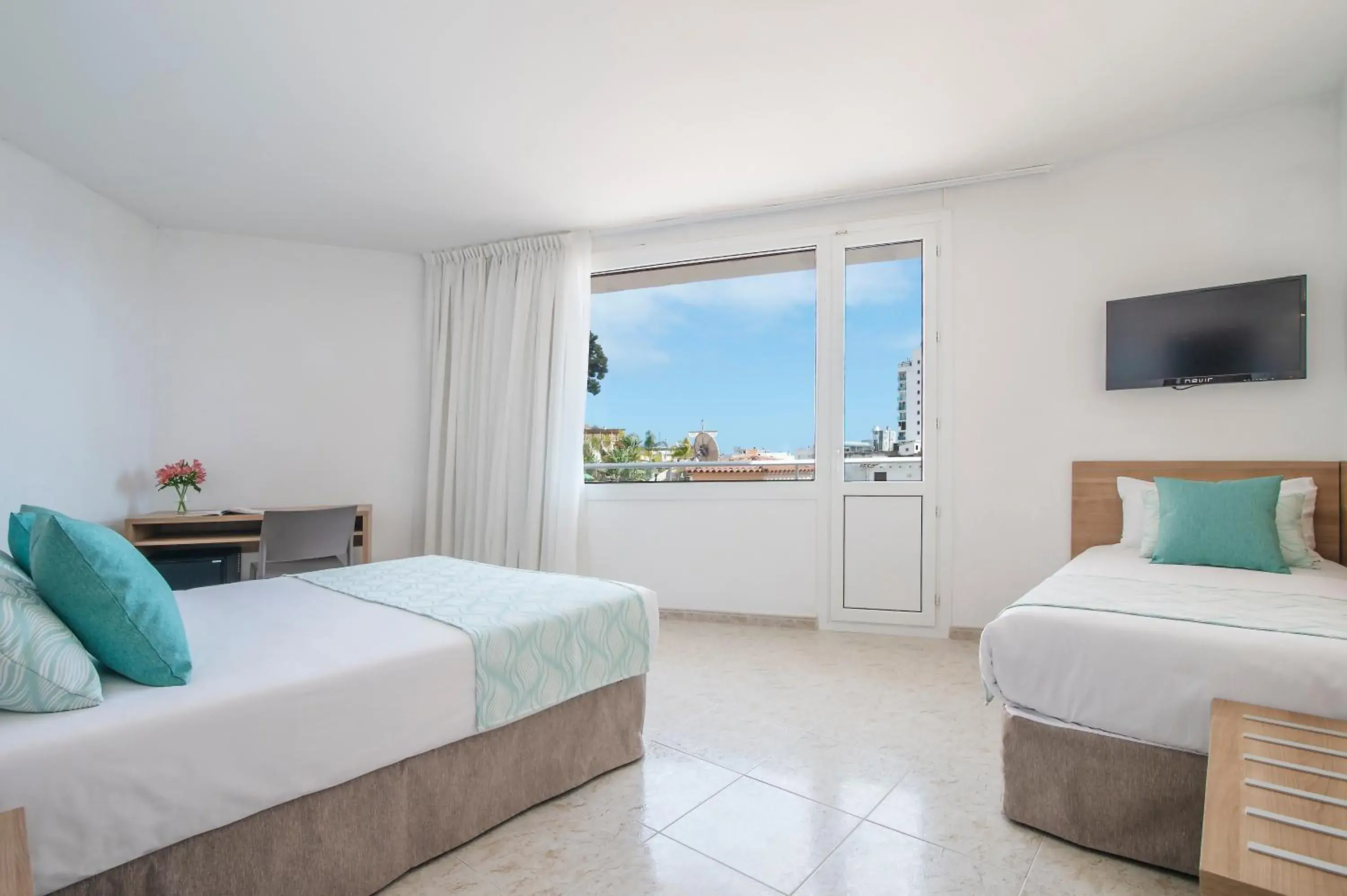 Bedroom, Bed in Hotel Lloret Santa Rosa by Pierre & Vacances Bedroom, Bed in Hotel Lloret Santa Rosa by Pierre & Vacances