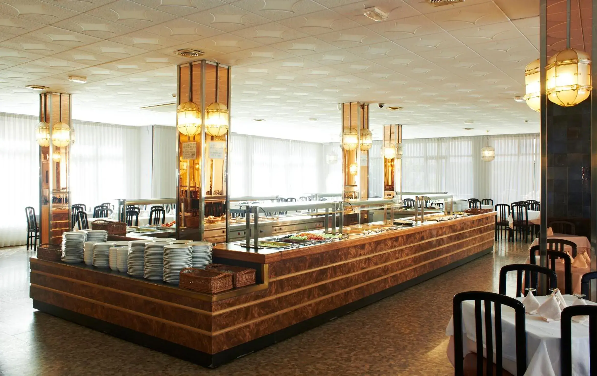 Restaurant/places to eat in BLUESEA Copacabana Restaurant/places to eat in BLUESEA Copacabana