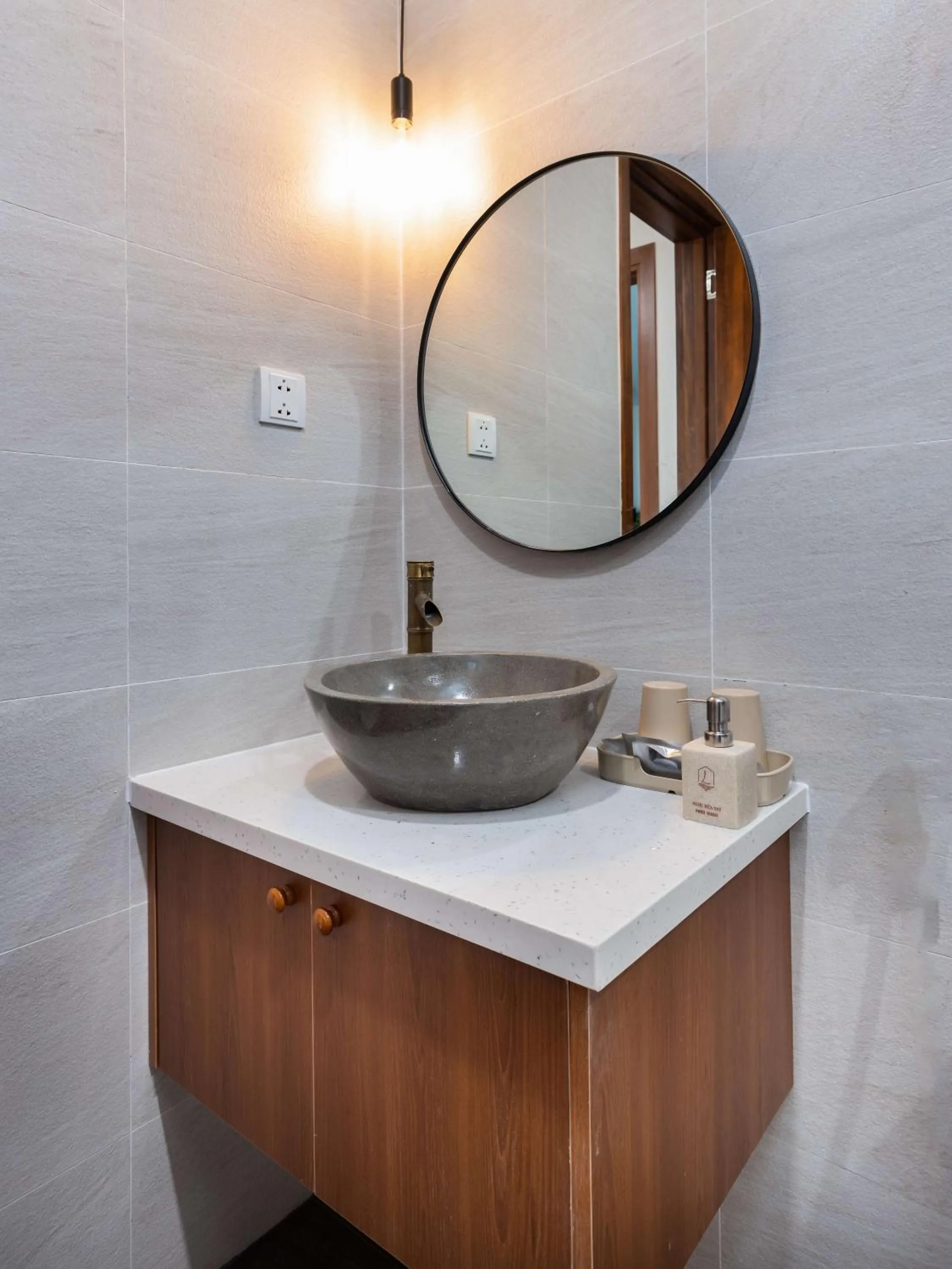 Shower in Lagom Boutique Hotel Da Nang