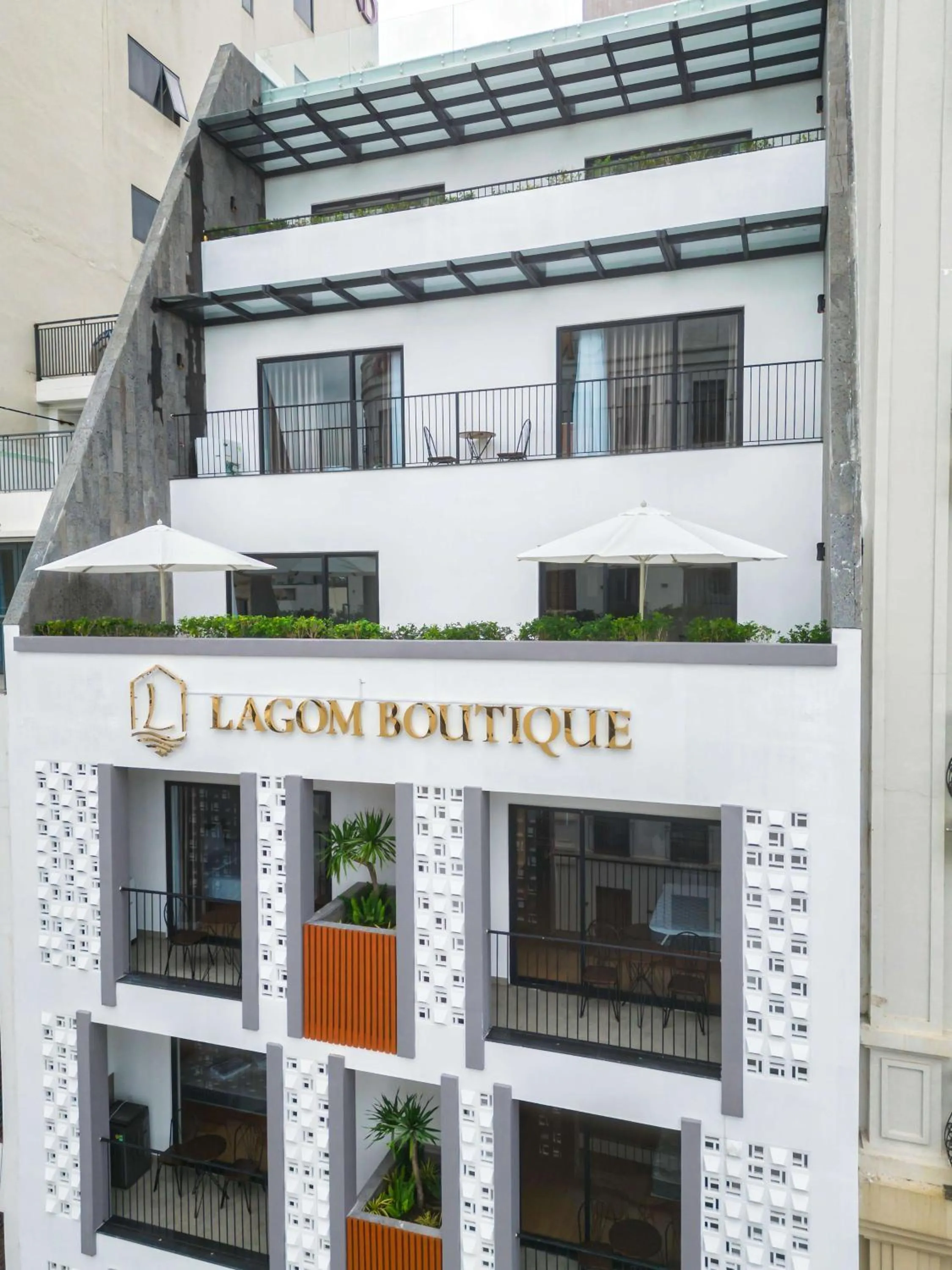Property building in Lagom Boutique Hotel Da Nang