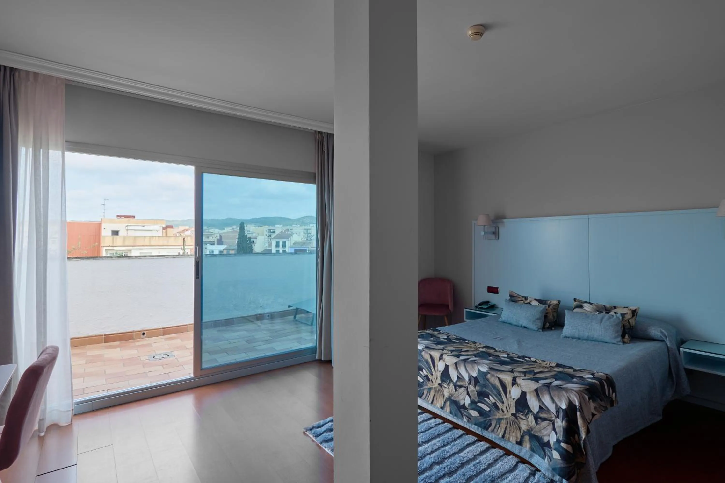 Bedroom, Bed in Ramblas Vendrell