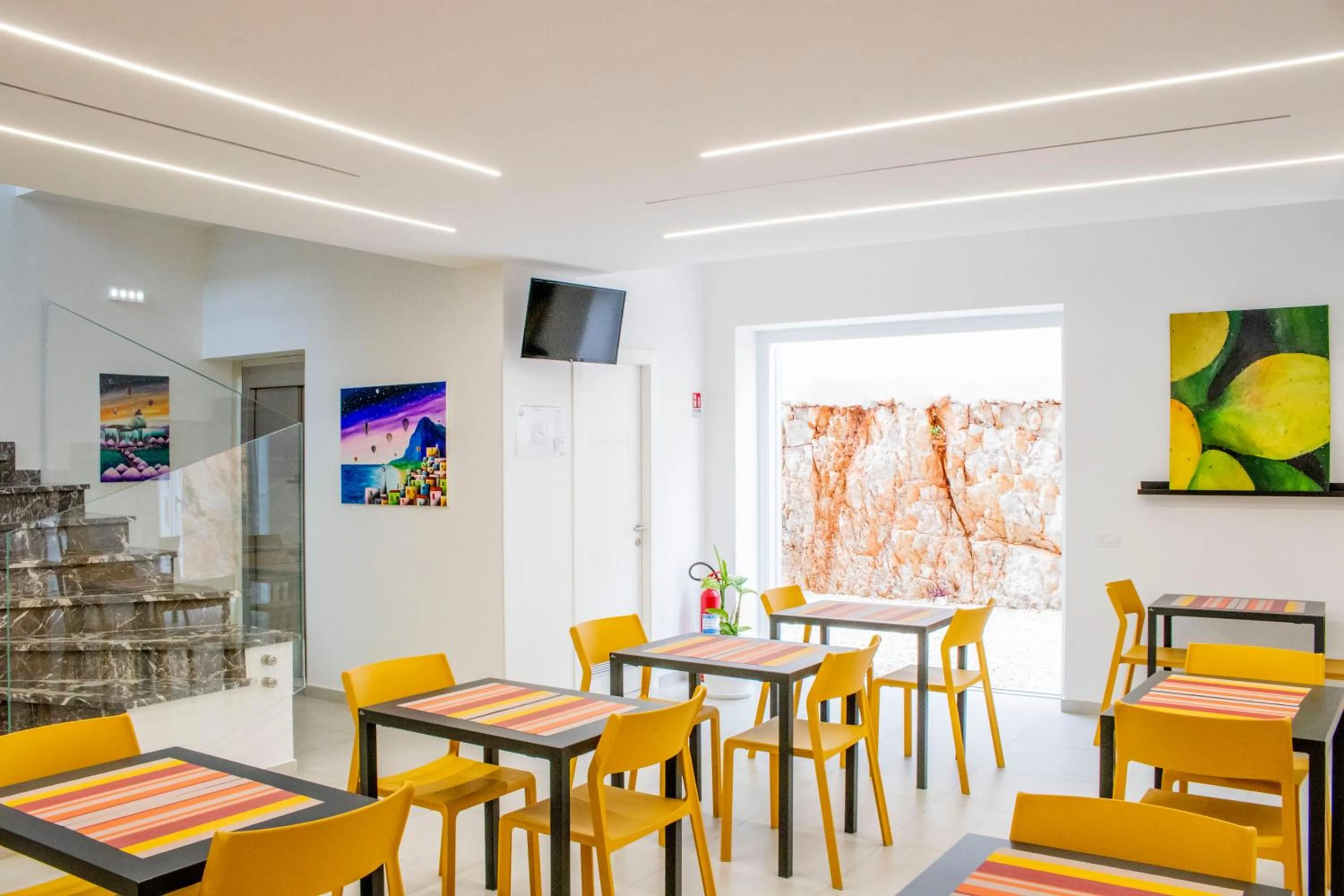 Communal lounge/ TV room in Hotel Arte Mare