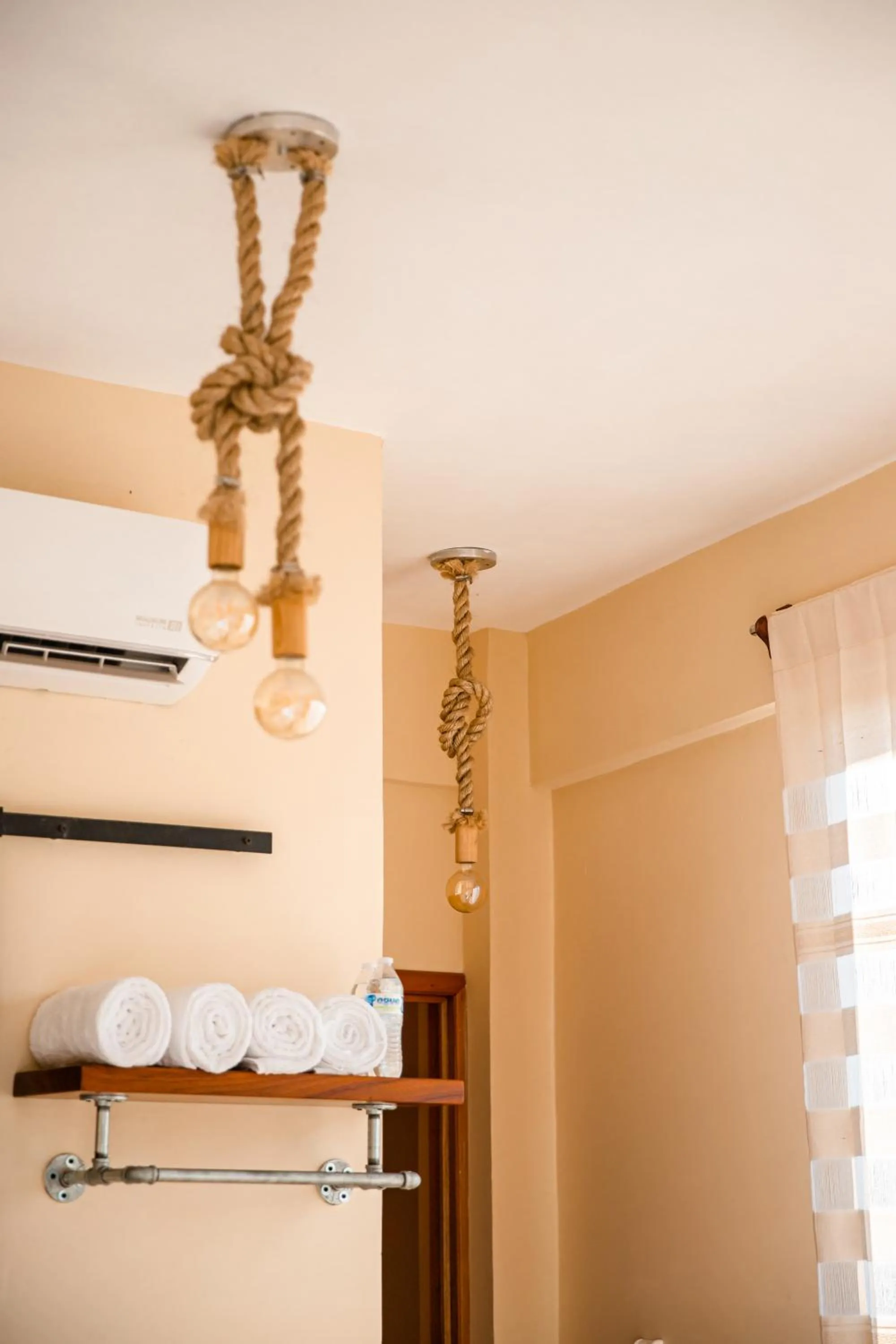 wardrobe in Hotel Santa Cruz Punta Zicatela