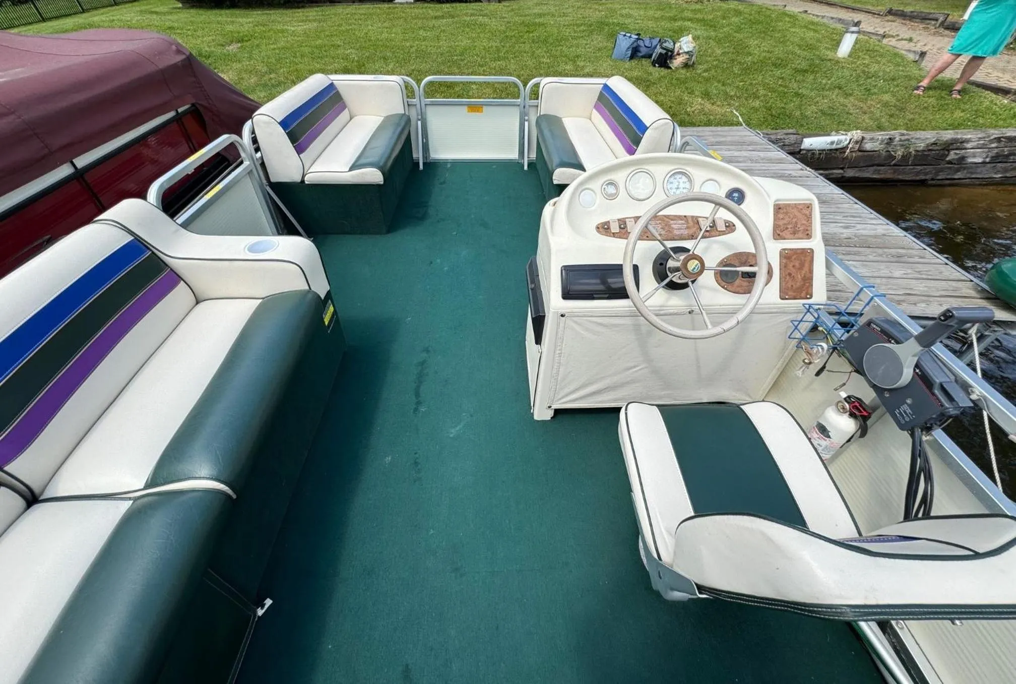 Chelsea Lake House, Game Room, & Pontoon-rental