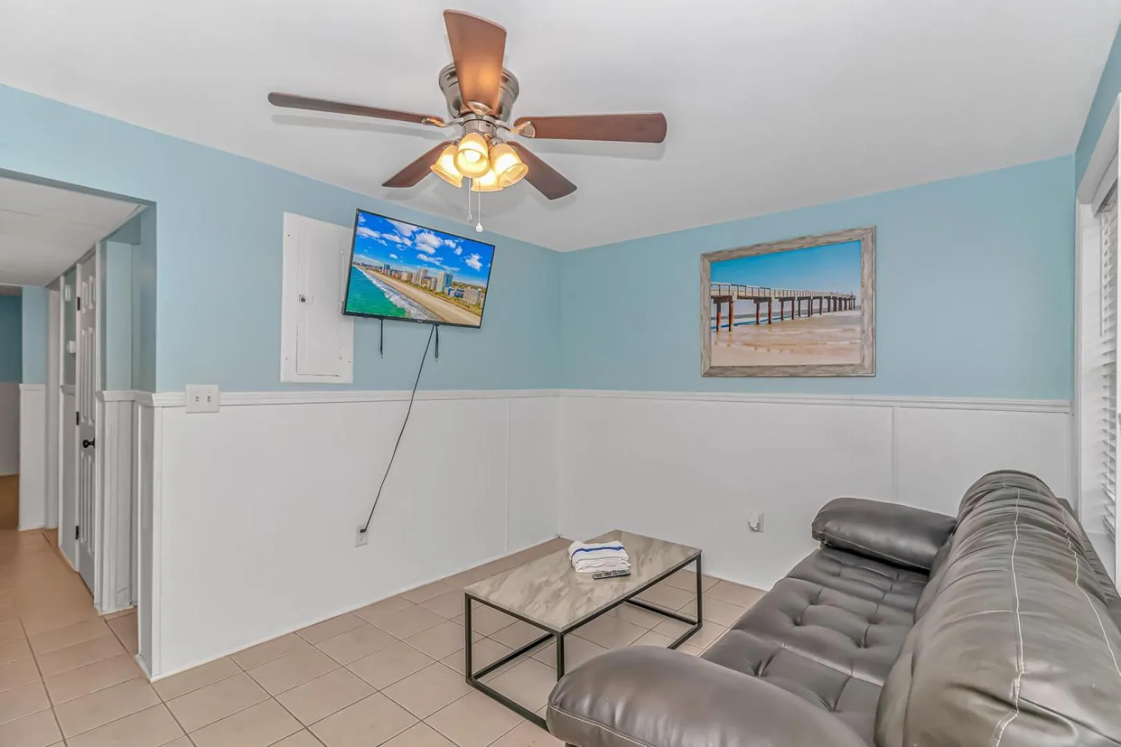 125 Atlantic Avenue Unit F - Pet Friendly! Walk To The Beach and Pier! 1BR -1BA - Sleeps 2-4 guests!