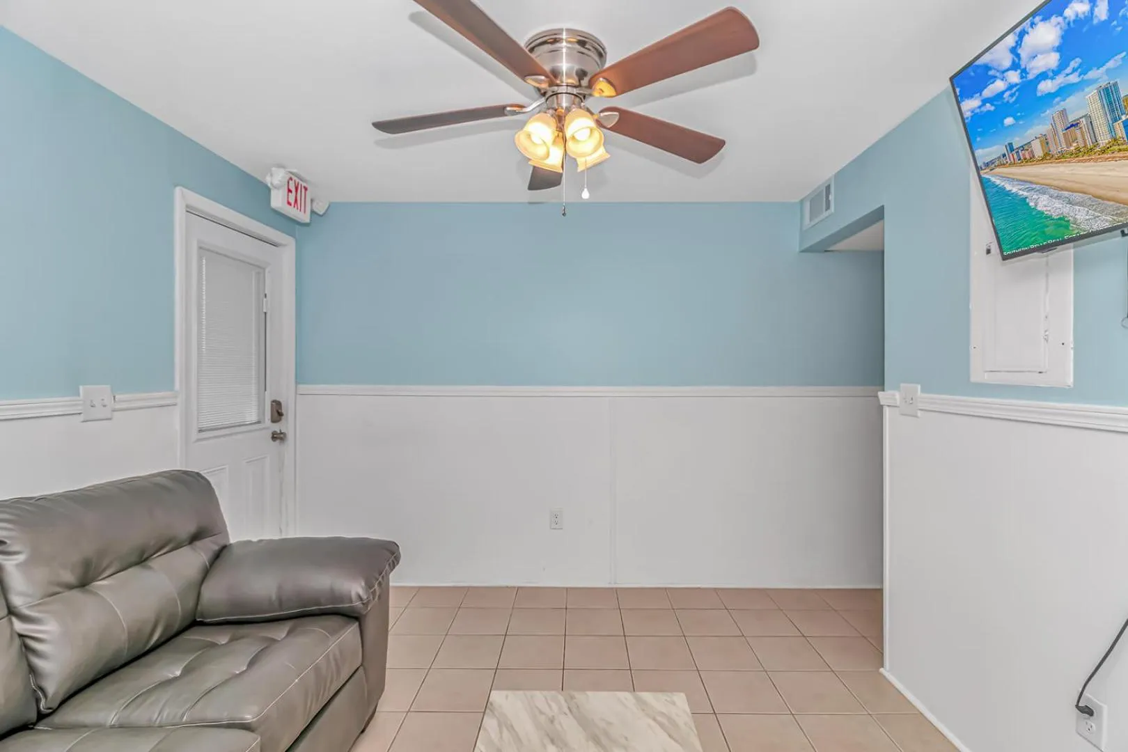 125 Atlantic Avenue Unit F - Pet Friendly! Walk To The Beach and Pier! 1BR -1BA - Sleeps 2-4 guests!