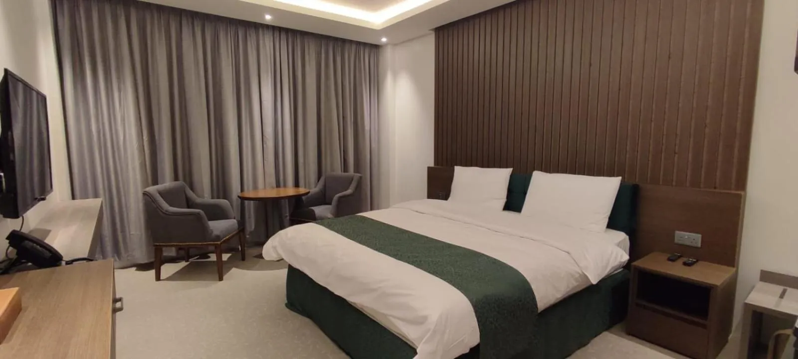 Bed in Green View Hotel, Jabal Akhdar