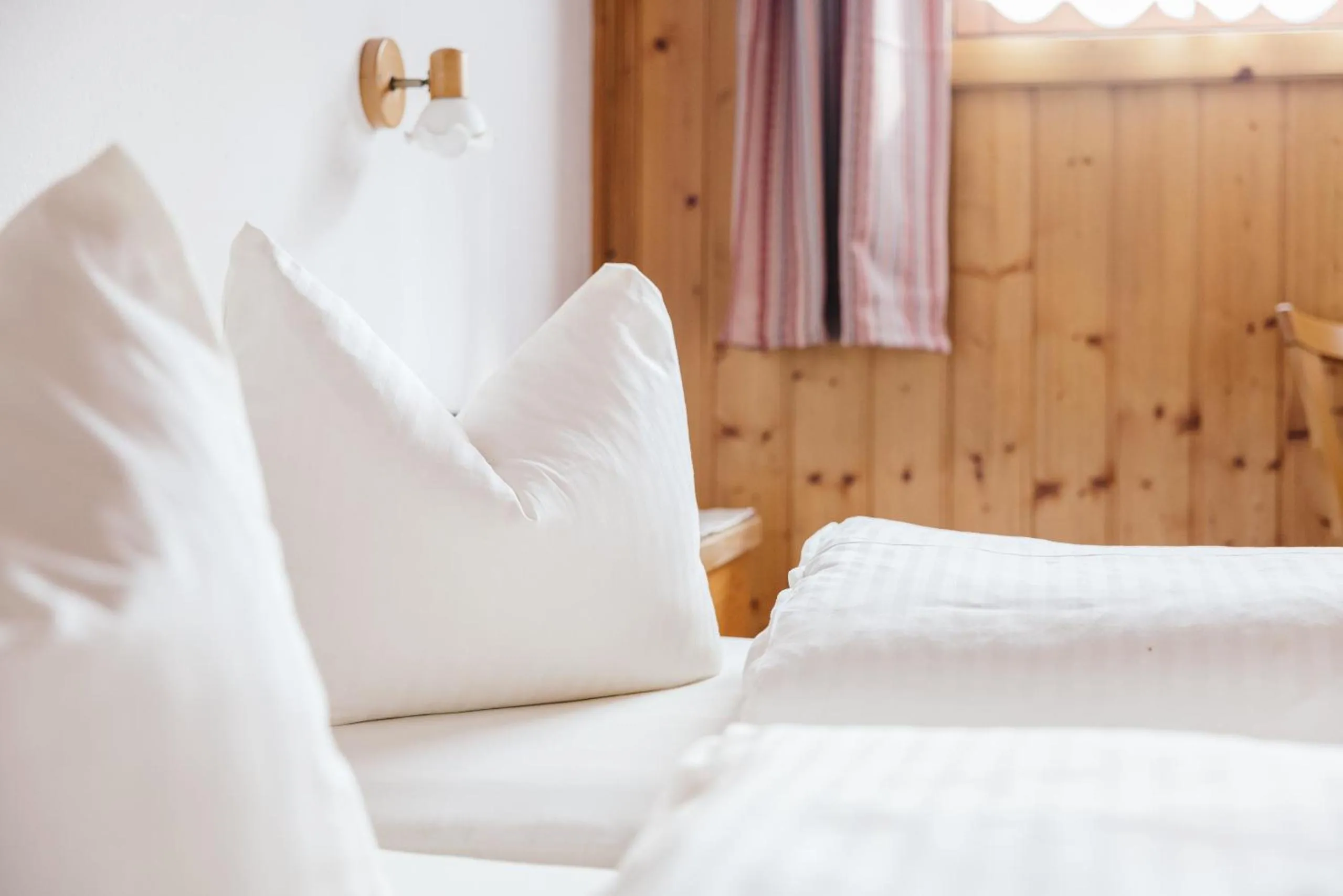 Staff, Bed in Hotel Andrea