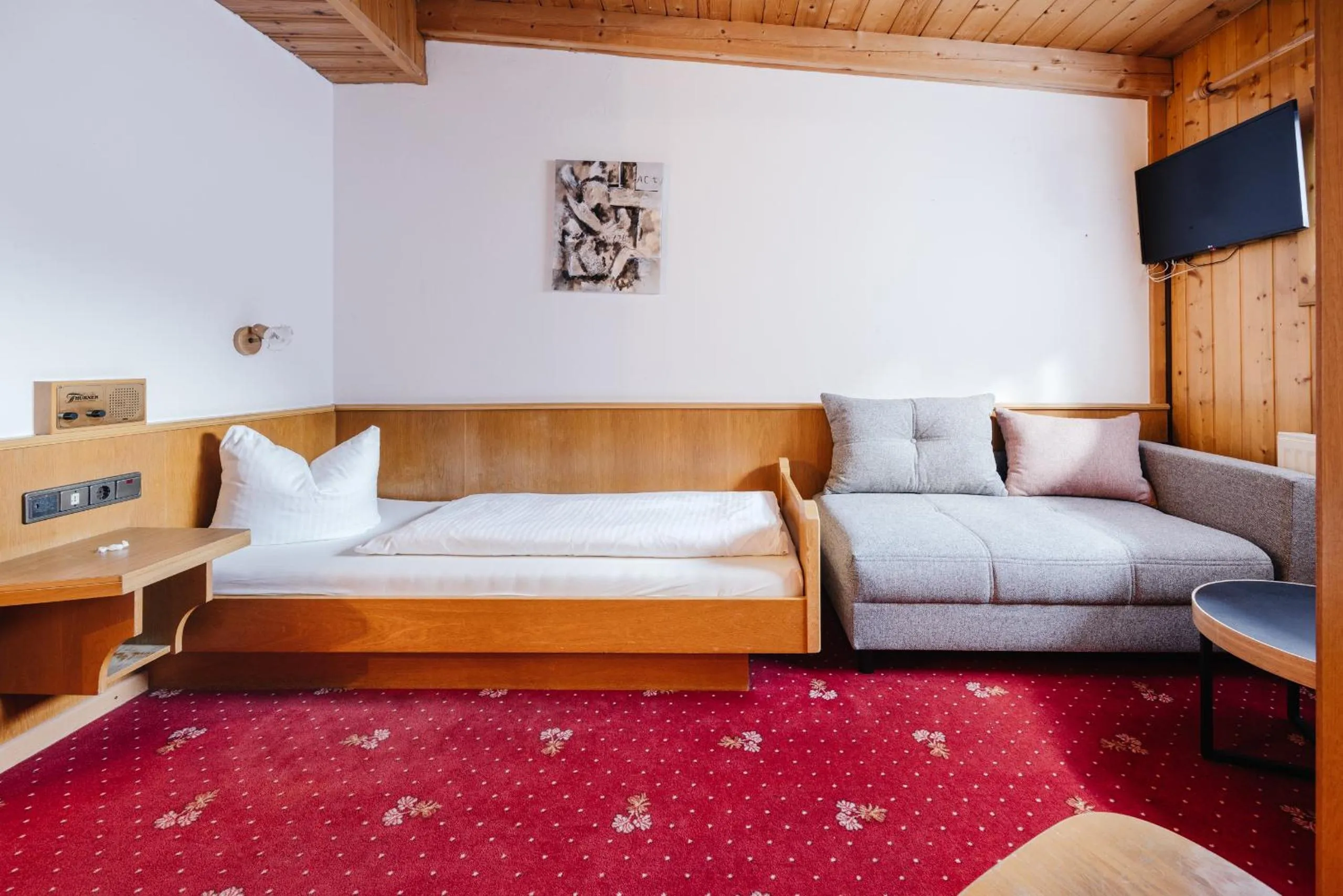 Photo of the whole room, Bed in Hotel Andrea
