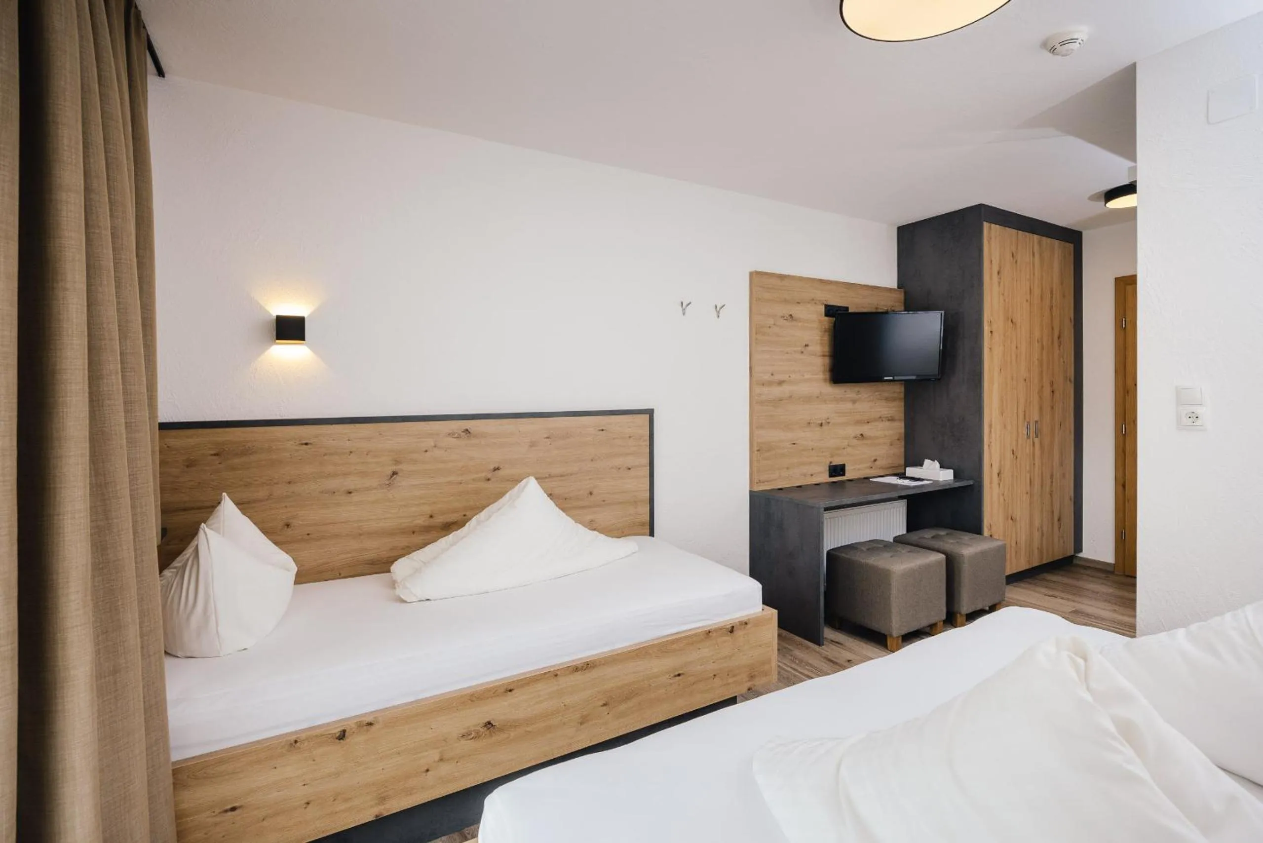 Photo of the whole room, Bed in Hotel Andrea