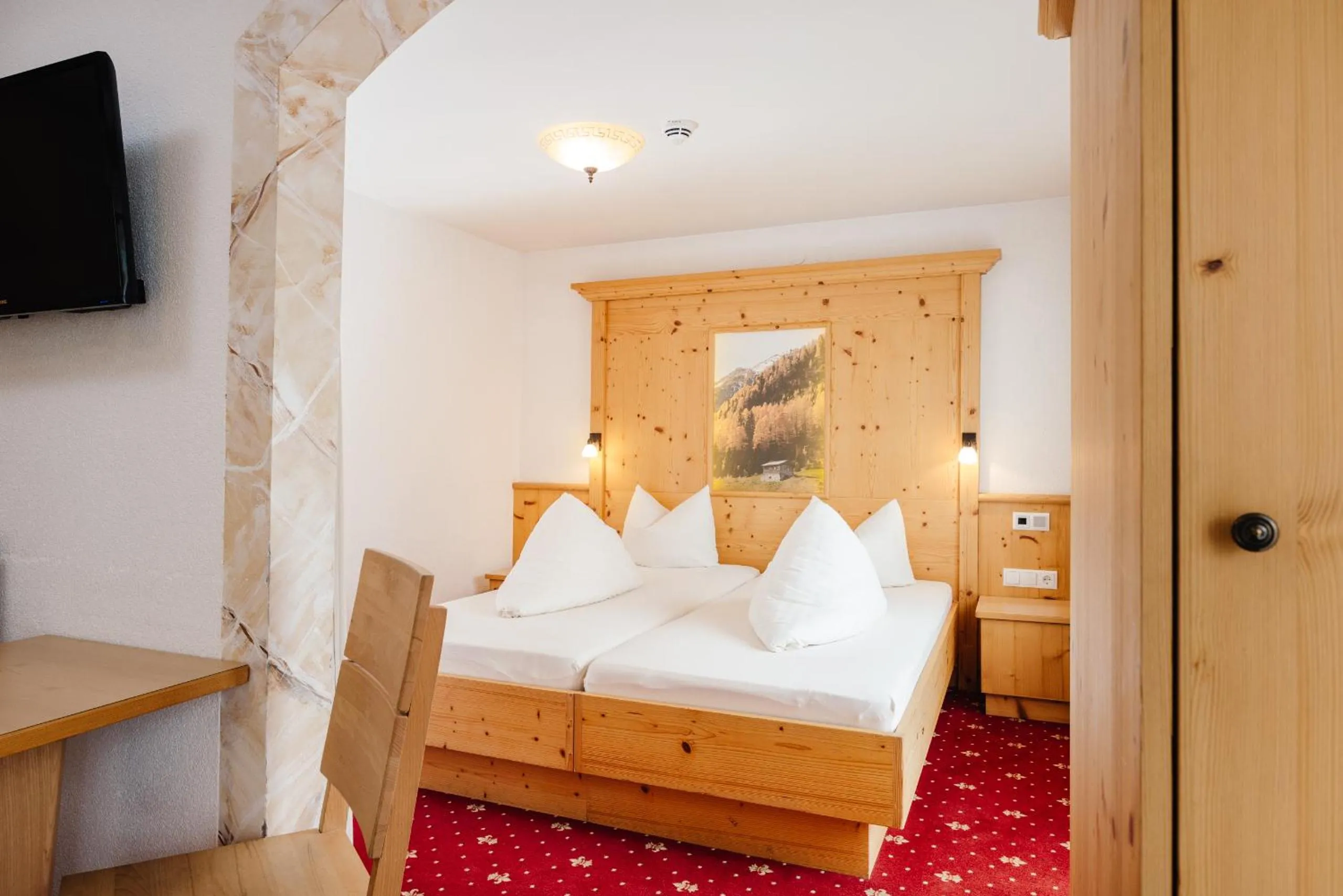Photo of the whole room, Bed in Hotel Andrea