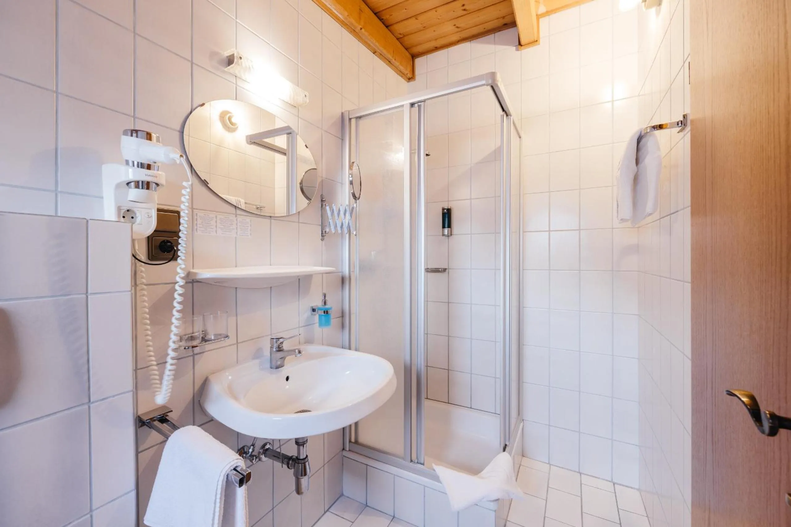 Bathroom in Hotel Andrea