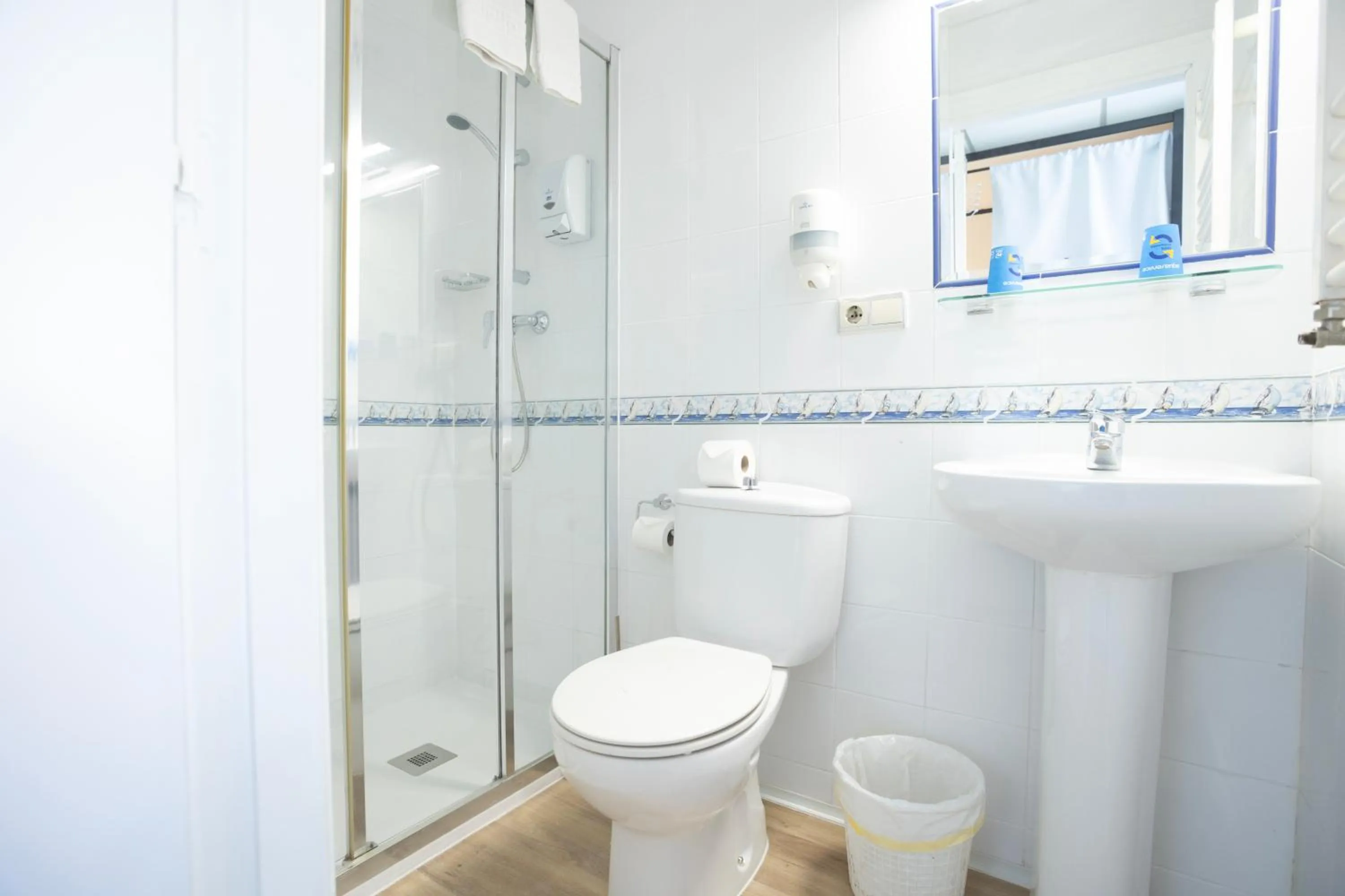 Shower in Hotel Nautico