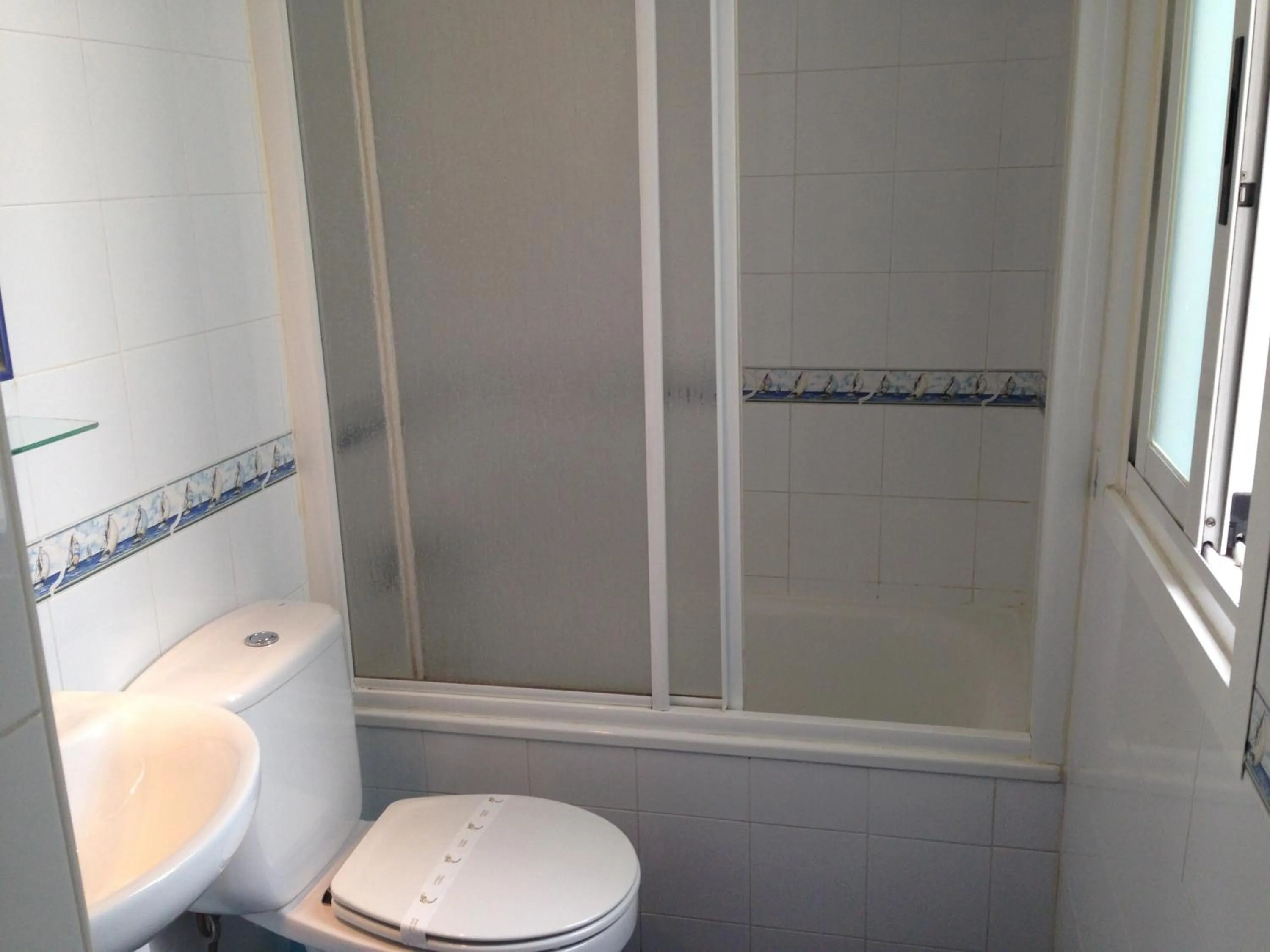 Bathroom in Hotel Nautico