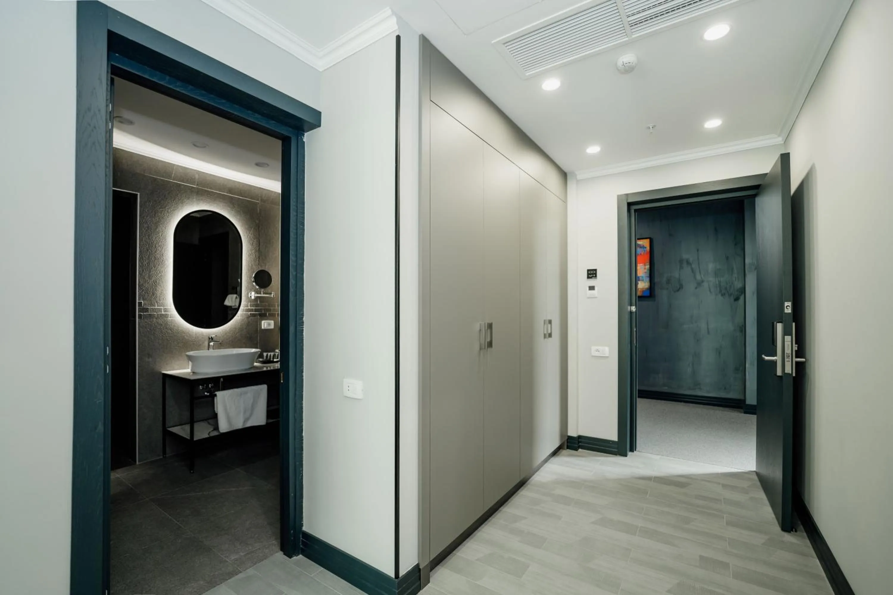 Shower in Hills Resort Hotel