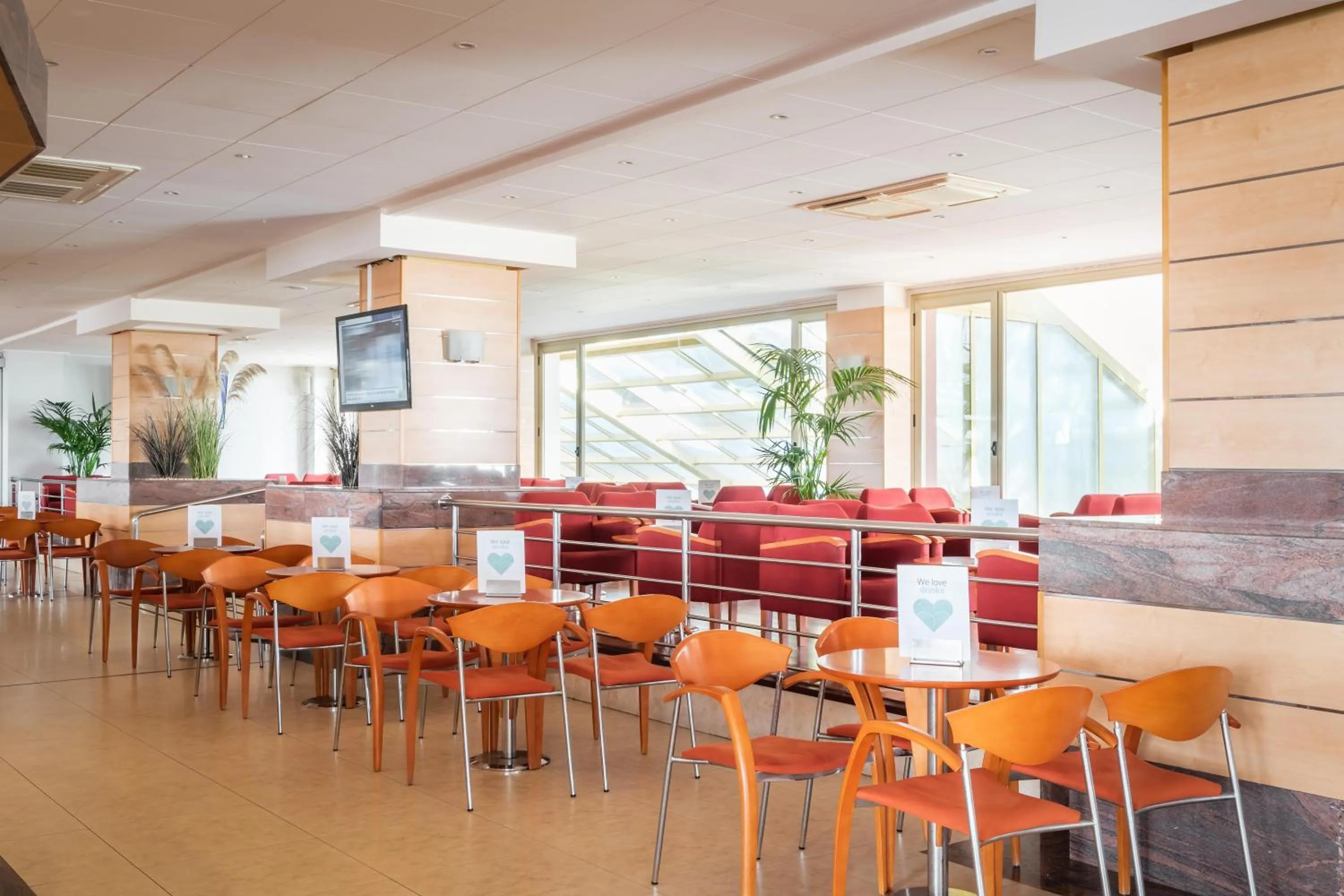 Lounge or bar in ALEGRIA Florida