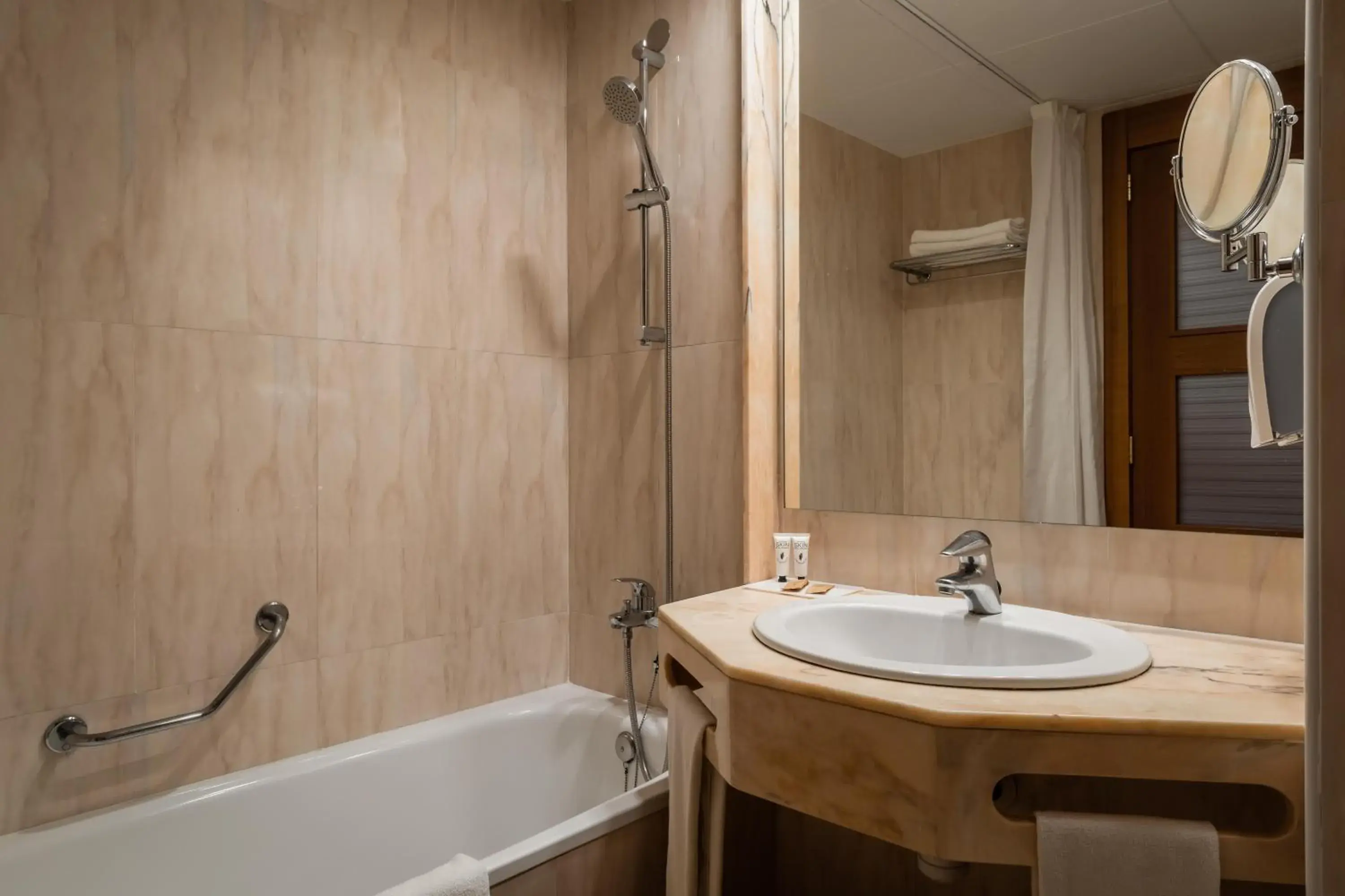 Triple Room with View in ALEGRIA Florida Triple Room with View in ALEGRIA Florida